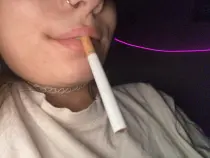 fumer en lingerie sexy 20min