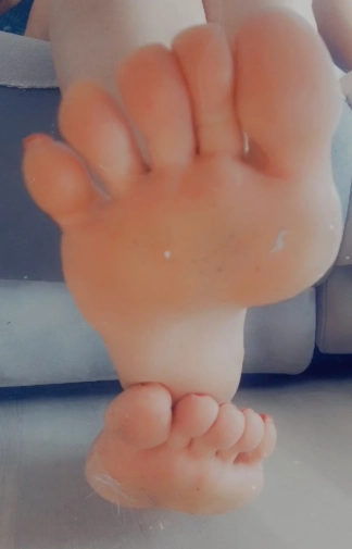 photo de la gourmandise Ignore feet Sale