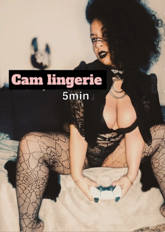 photo de la gourmandise 13. Cam lingerie - 5 min
