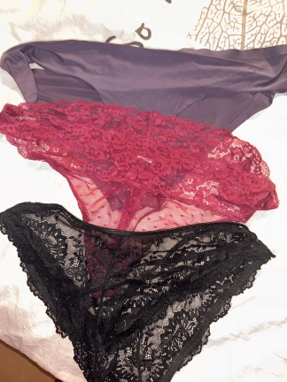 photo de la gourmandise Culotte portée / masturbation 1 semaine