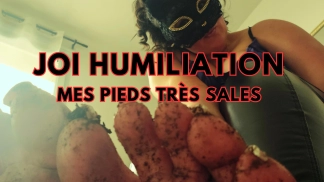 photo de la gourmandise JOI HUMILIANT - Pieds très sales 👣🥵