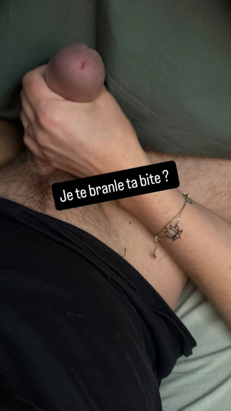 photo de la gourmandise Je te branle la bite comme ça ?