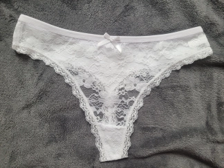 photo de la gourmandise 19. Mes tangas dentelle