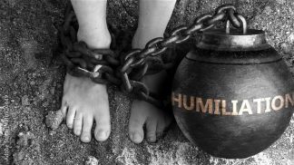 photo de la gourmandise Humiliation écrite