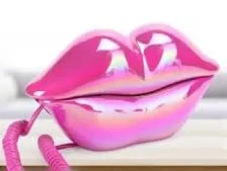 Qui de toi ou de moi se dévoilera le plus ?