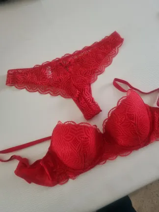 Ensemble tanga soutien gorge rouge