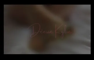 Pieds sexy et bas filet fluo