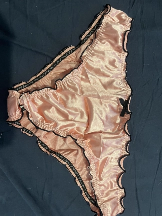photo de la gourmandise Culotte en satin