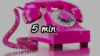 Téléphone rose ou noir