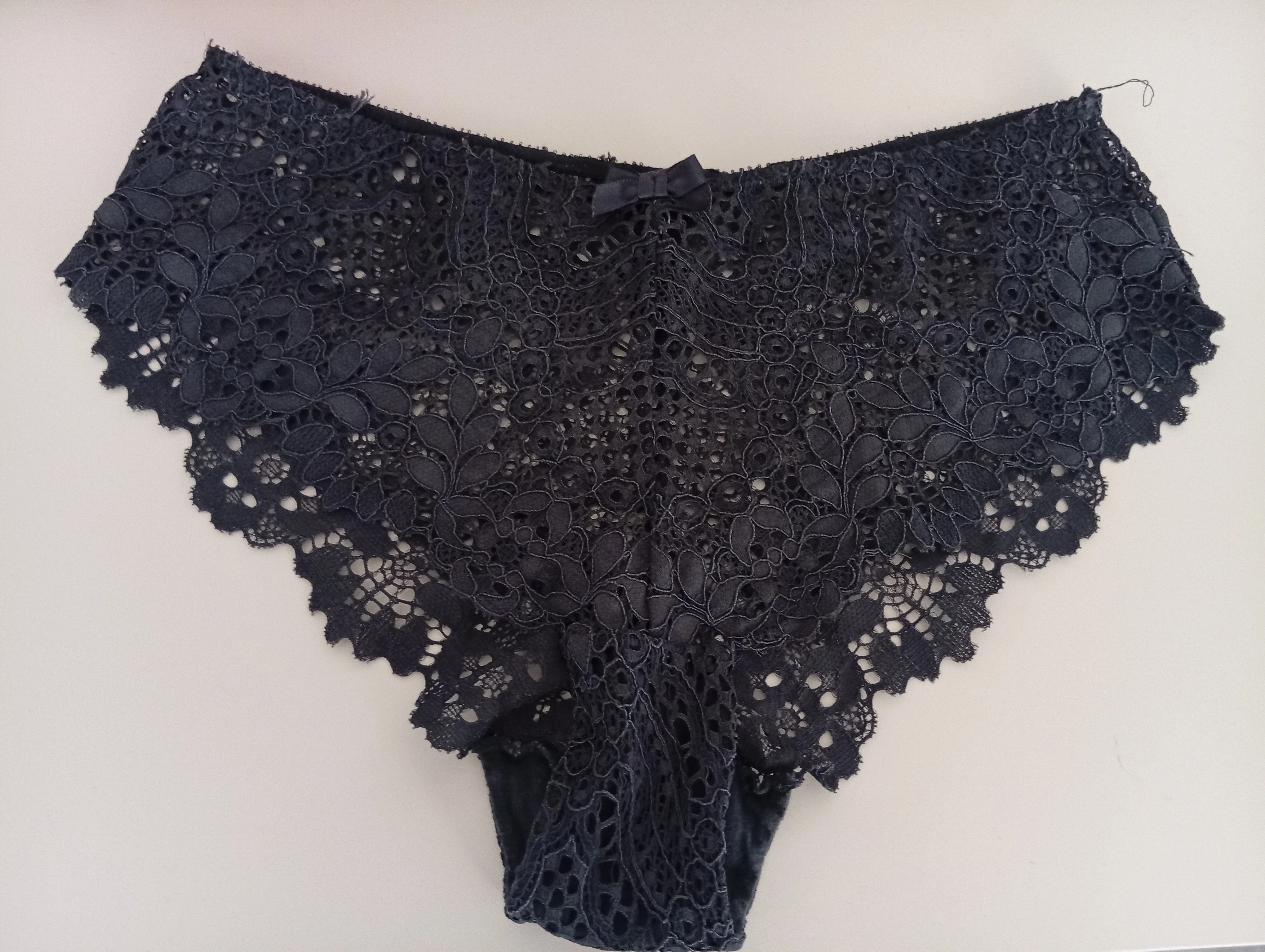 Photo de Culotte dentelle Etam +2 photos