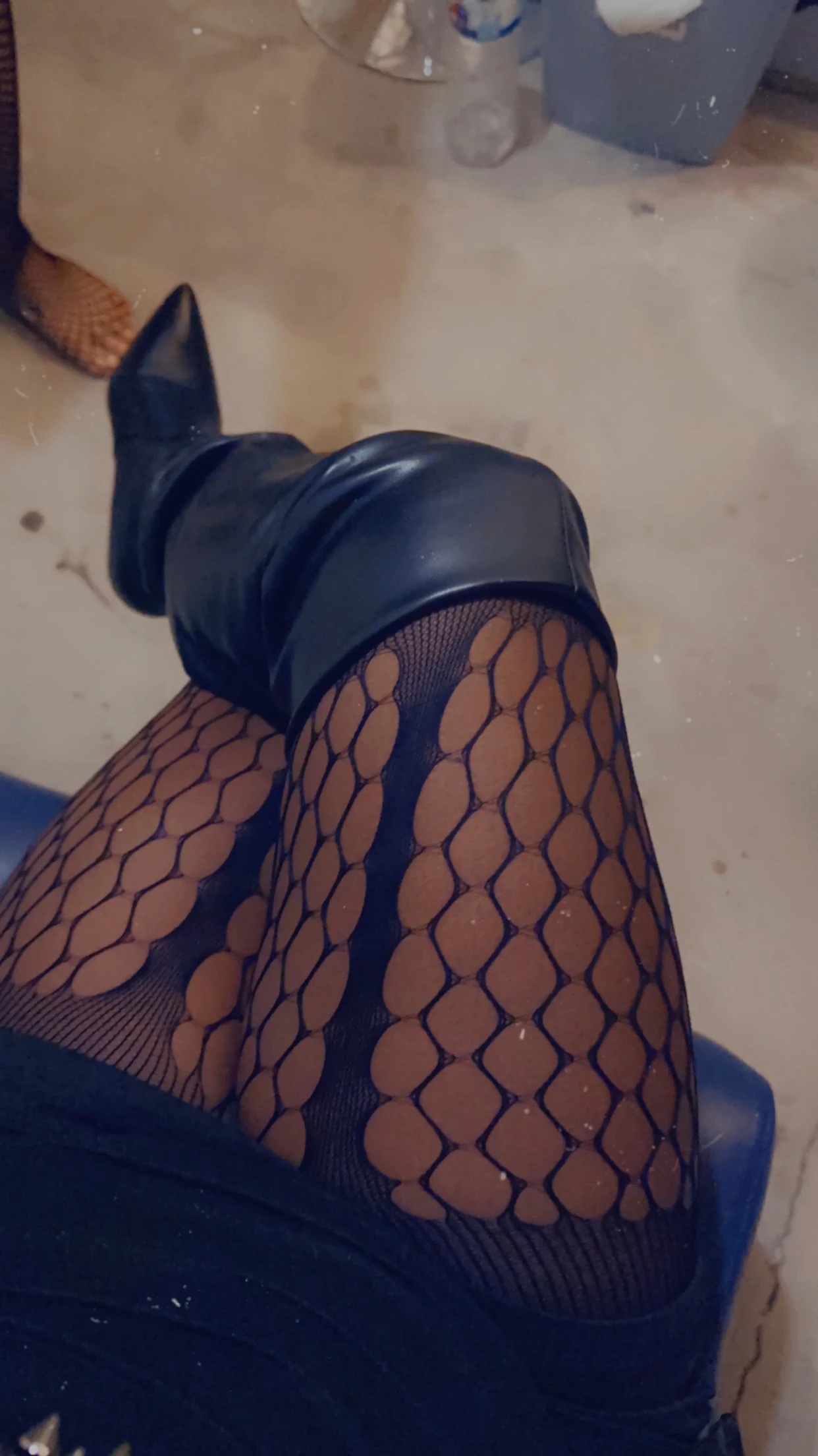 Photo de 👢 À mes pieds