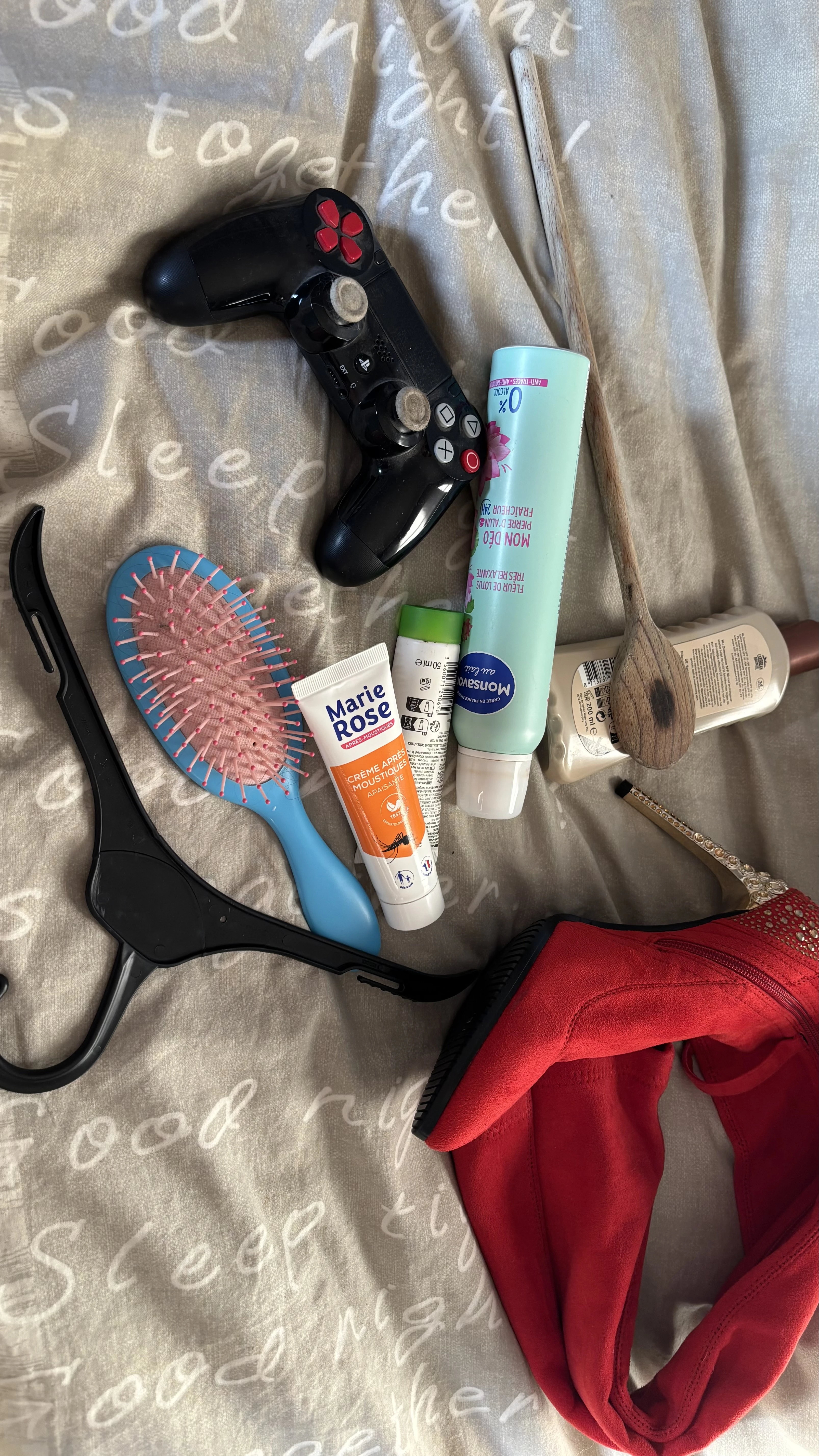 Photo de Je me fais jouir avec des objets insolites !