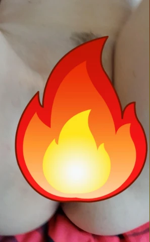 Photo de Vidéo de ma chatte en gros plan 🍑