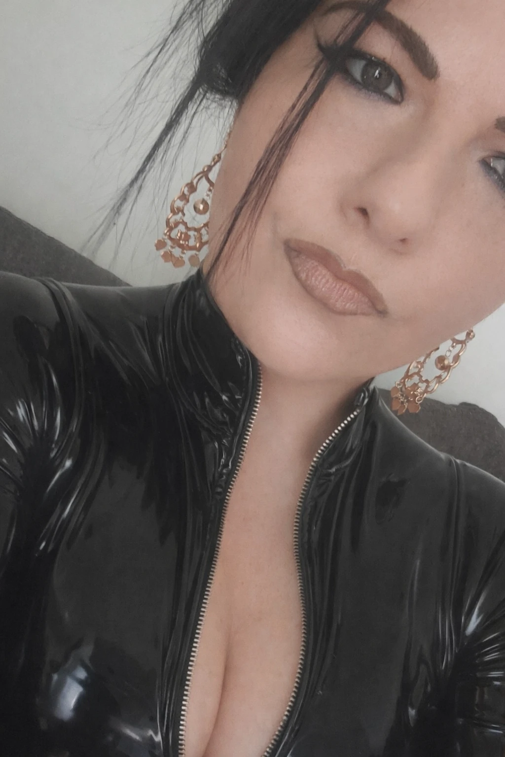 Photo de Discussion cochonne avec ta maîtresse