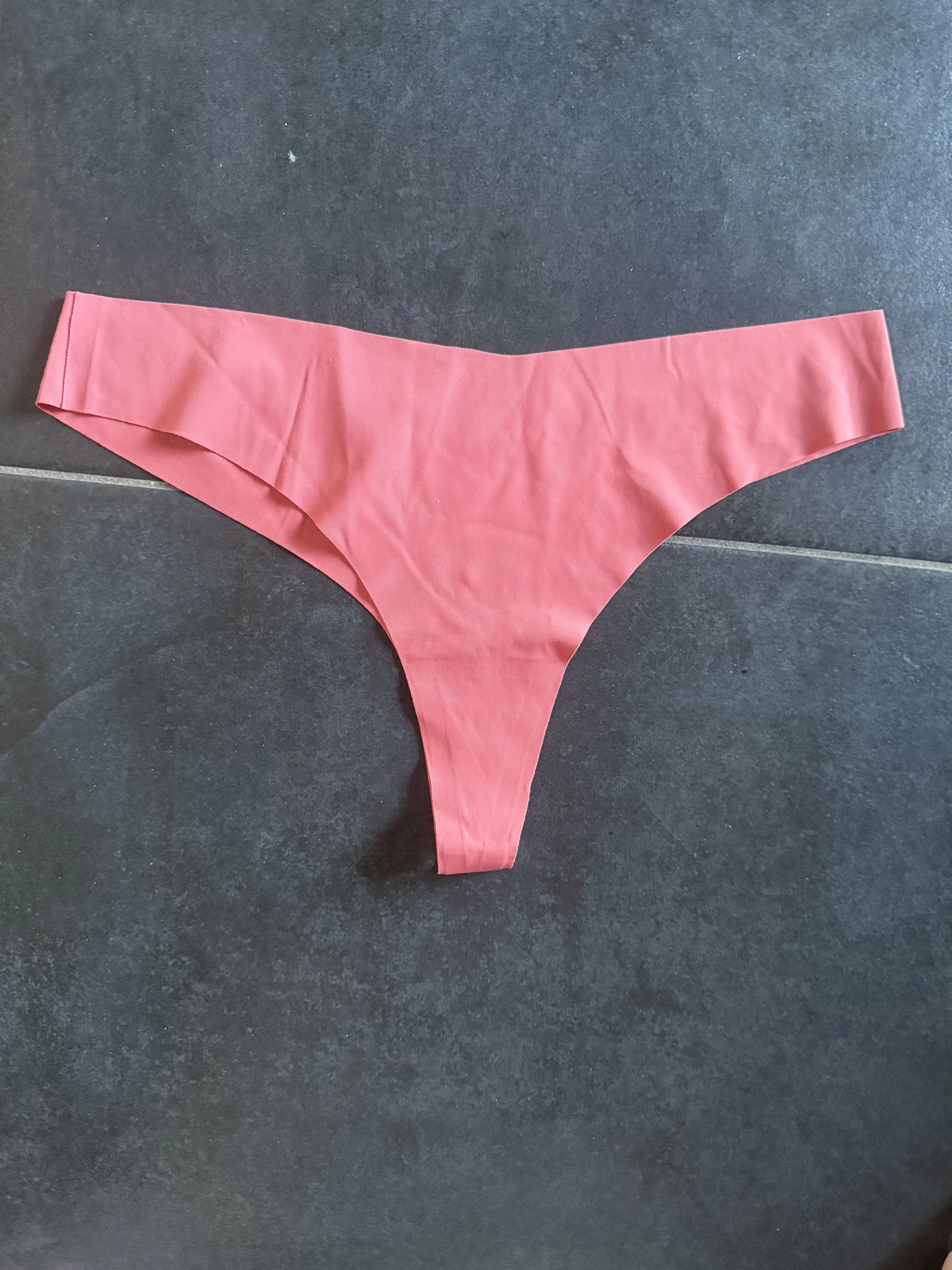 Photo de String lycra rose