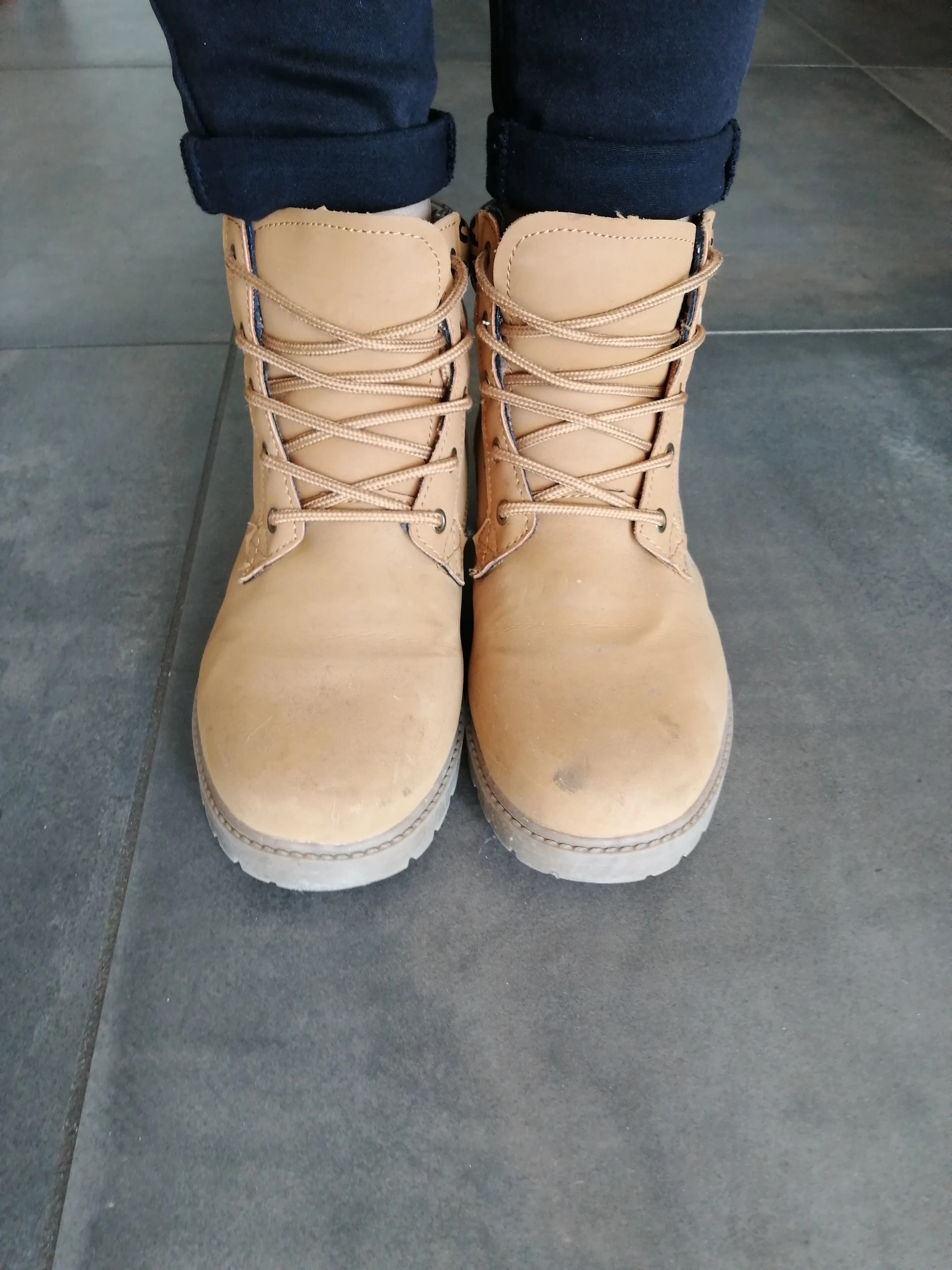 Photo de Chaussures sales