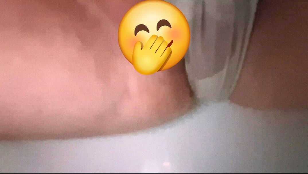 Photo de Les dessous champagne 🍾