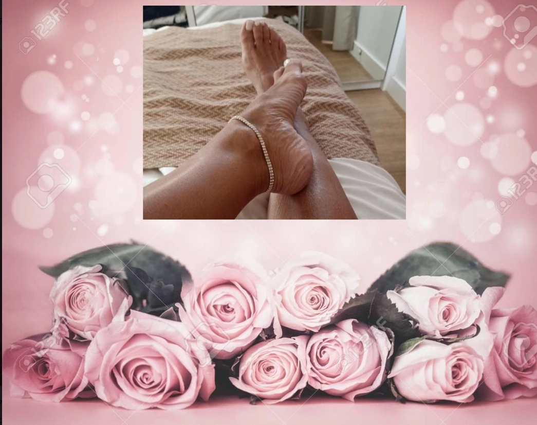 Photo de 5 PHOTOS DE MES PIEDS