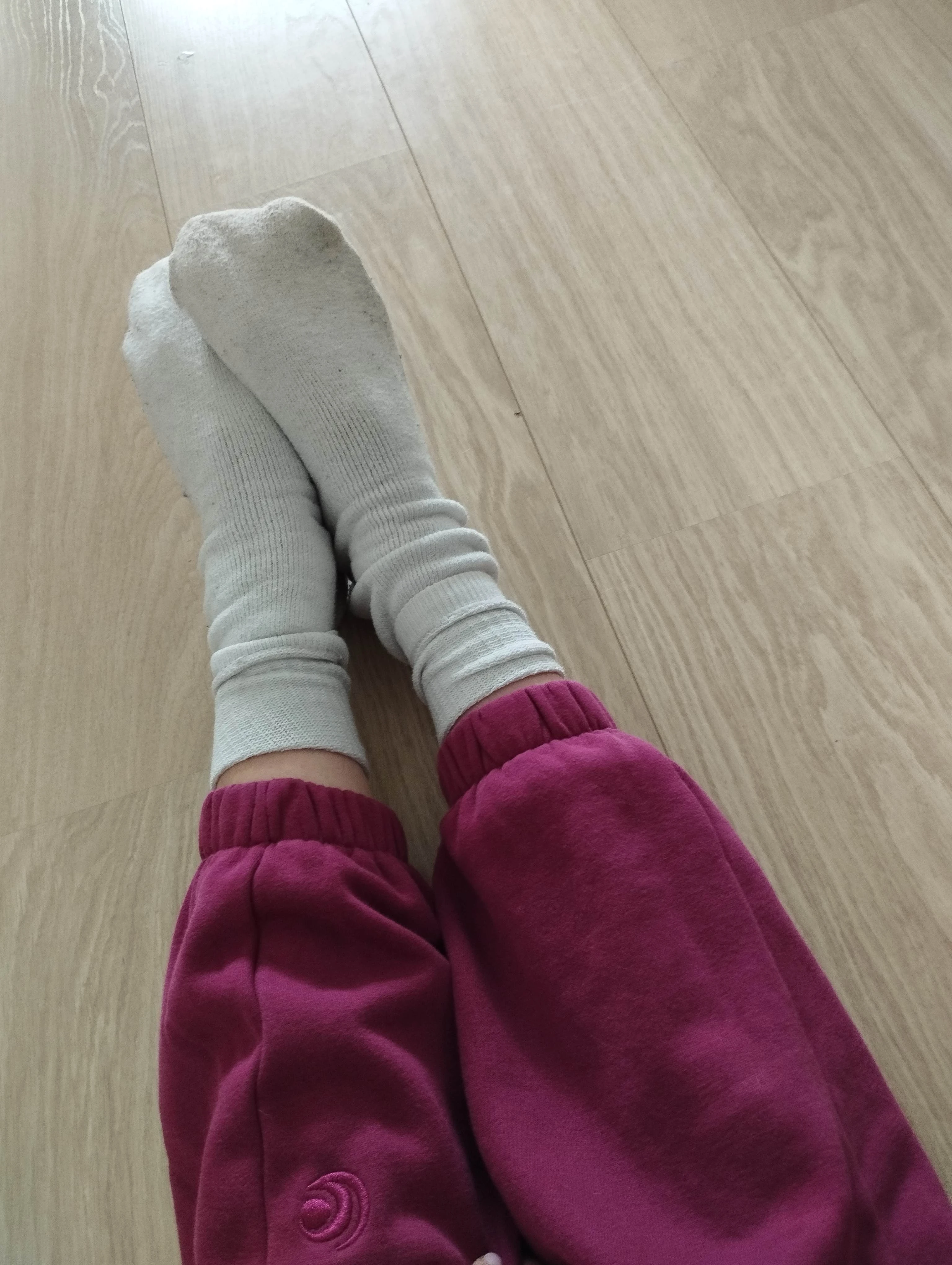 Photo de VENDU Chaussettes d’étudiante 1 semaine