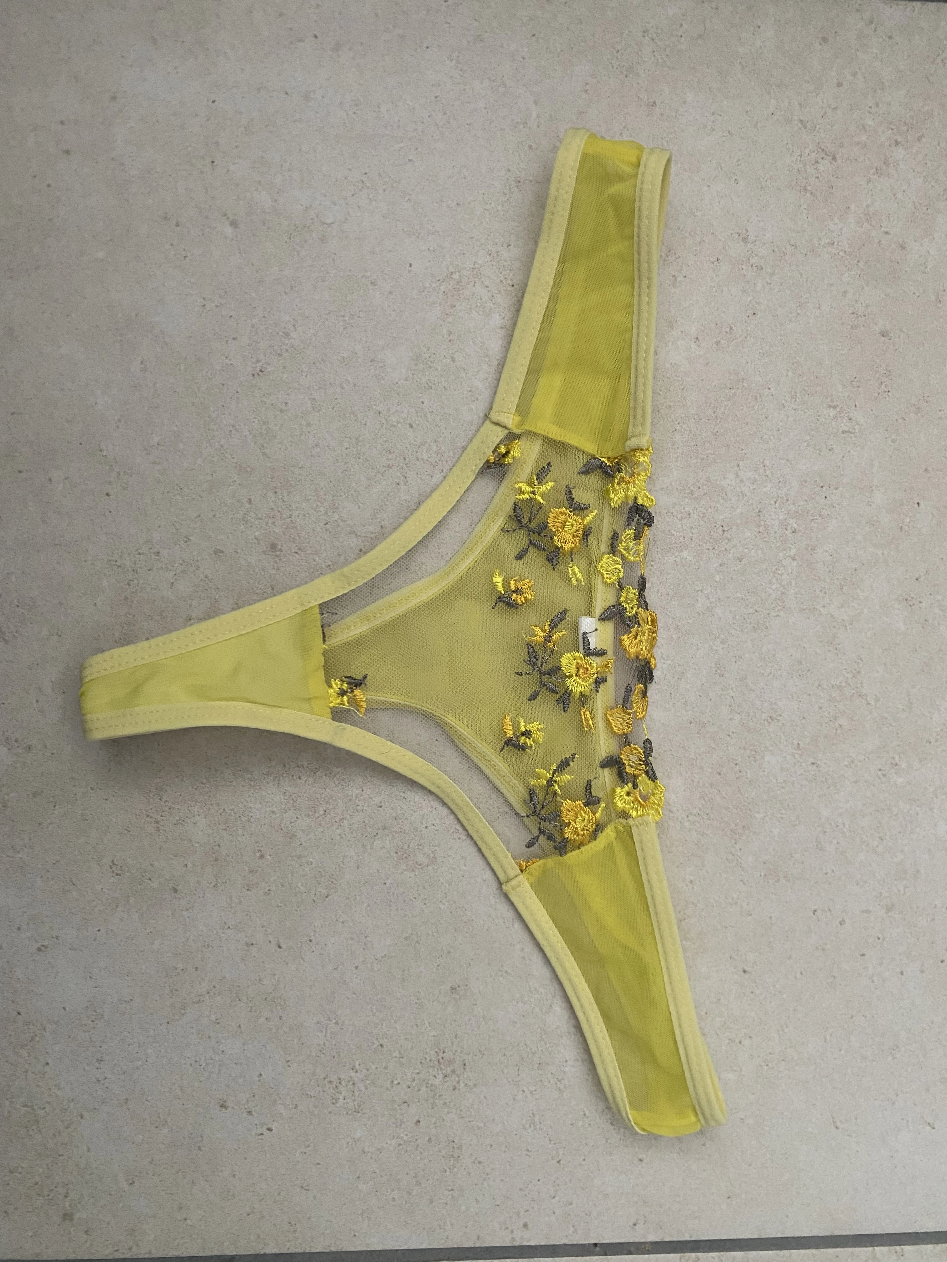 Photo de Ensemble string soutien gorge