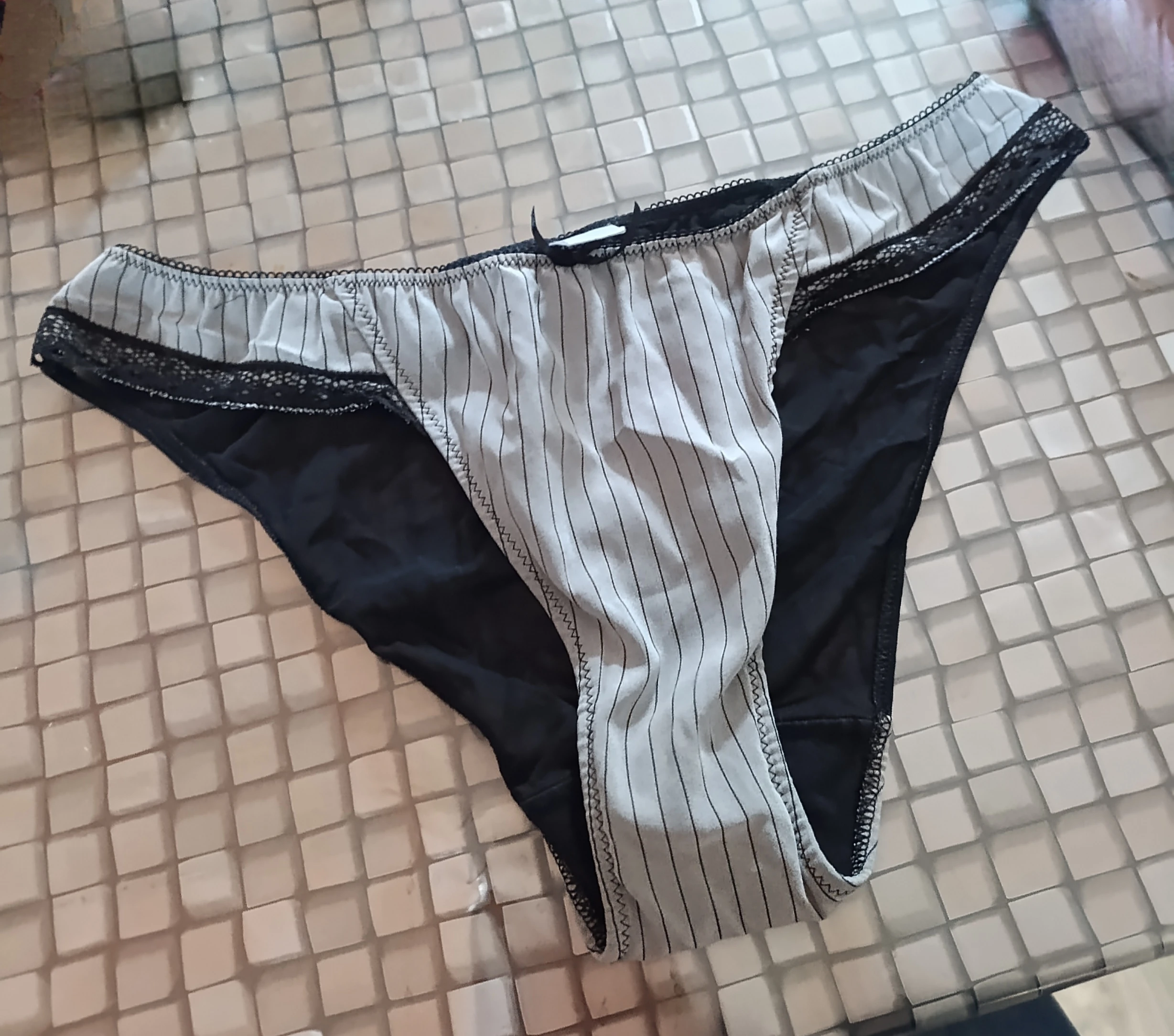 Photo de Culotte soie devant et tulle derrière