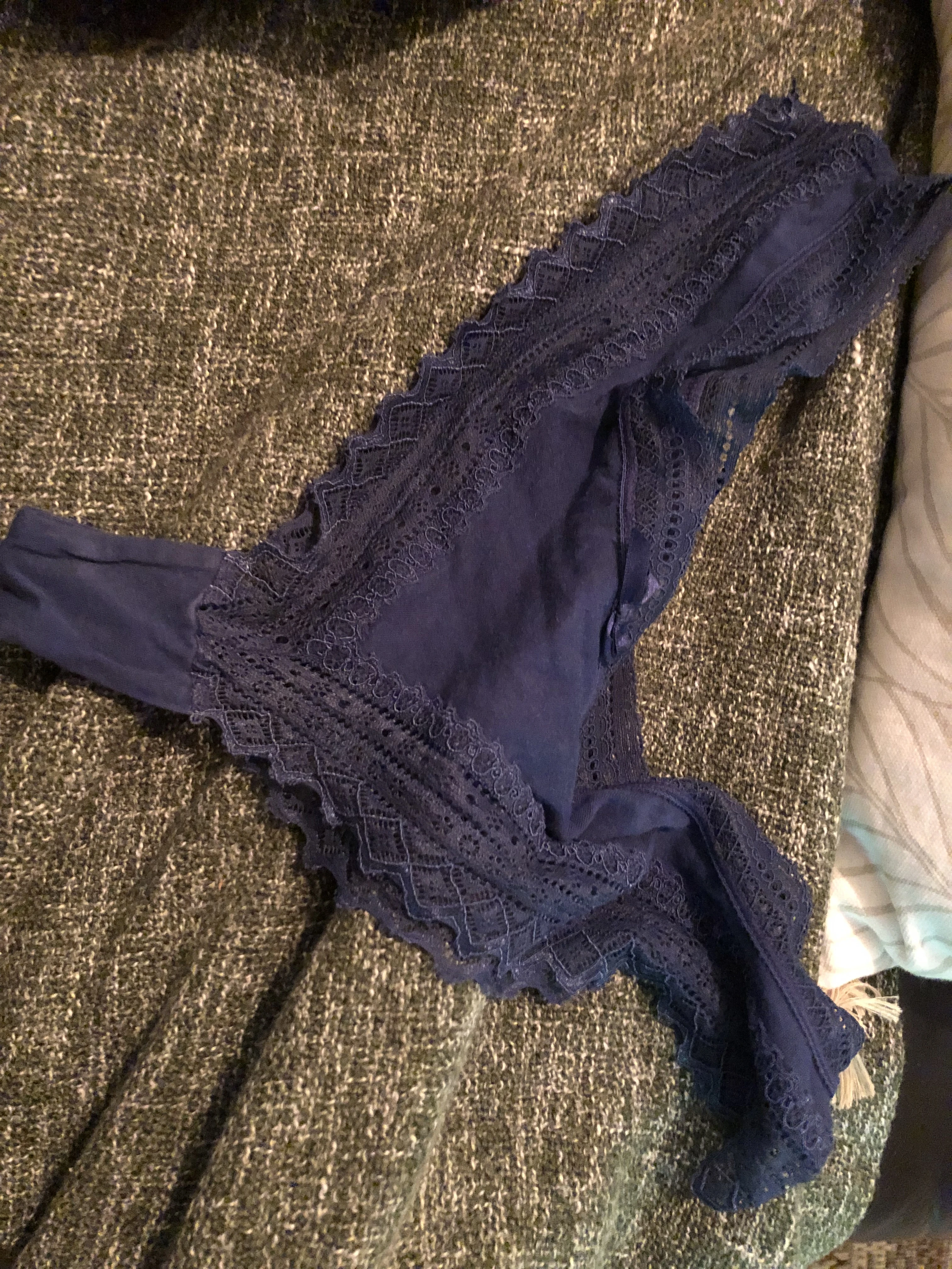 Photo de String ou culotte du jour porté