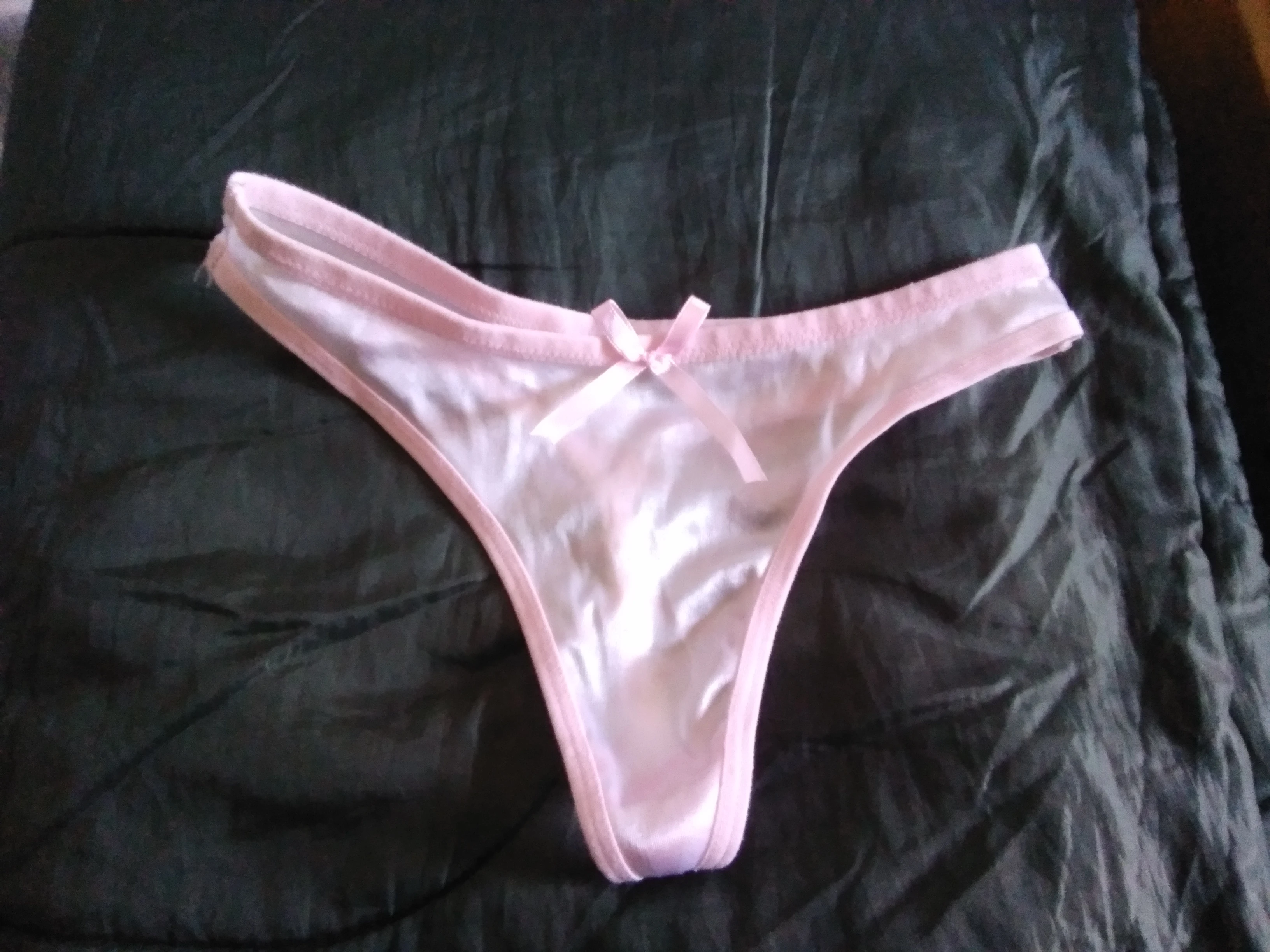 Photo de String Satin Rose