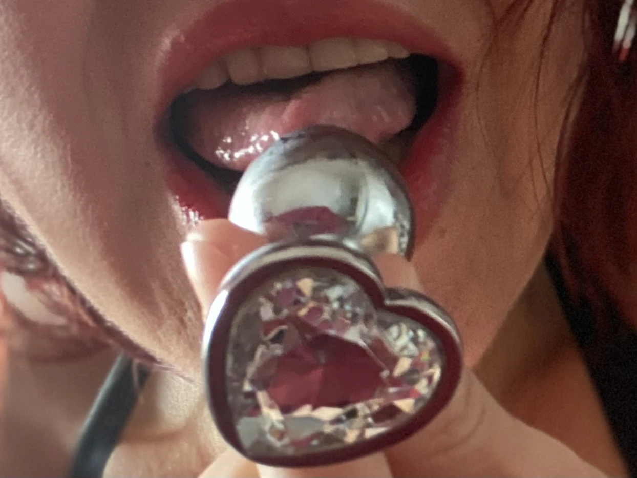 Photo de Mon plug anal en inox tout pour toi...