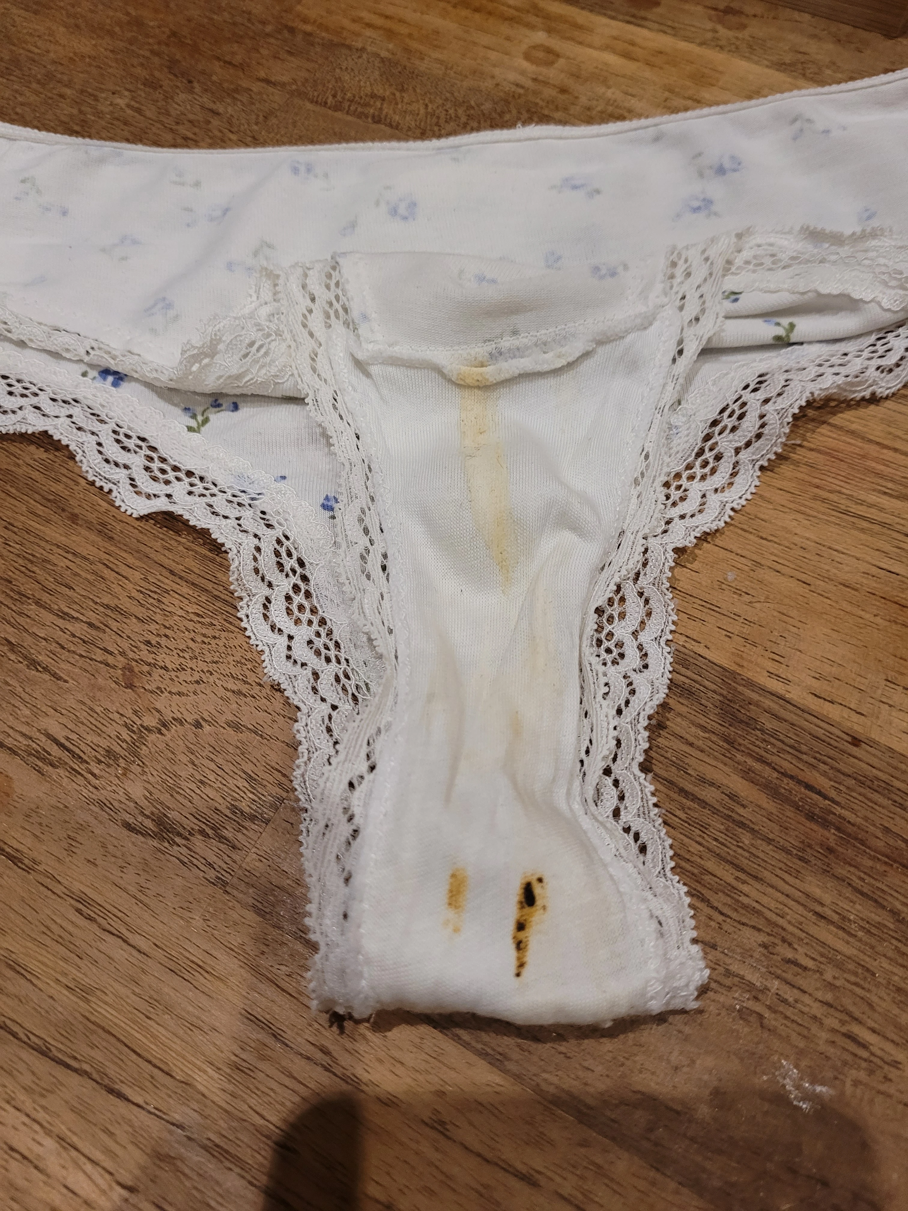 Photo de Culotte sale du 13 avril