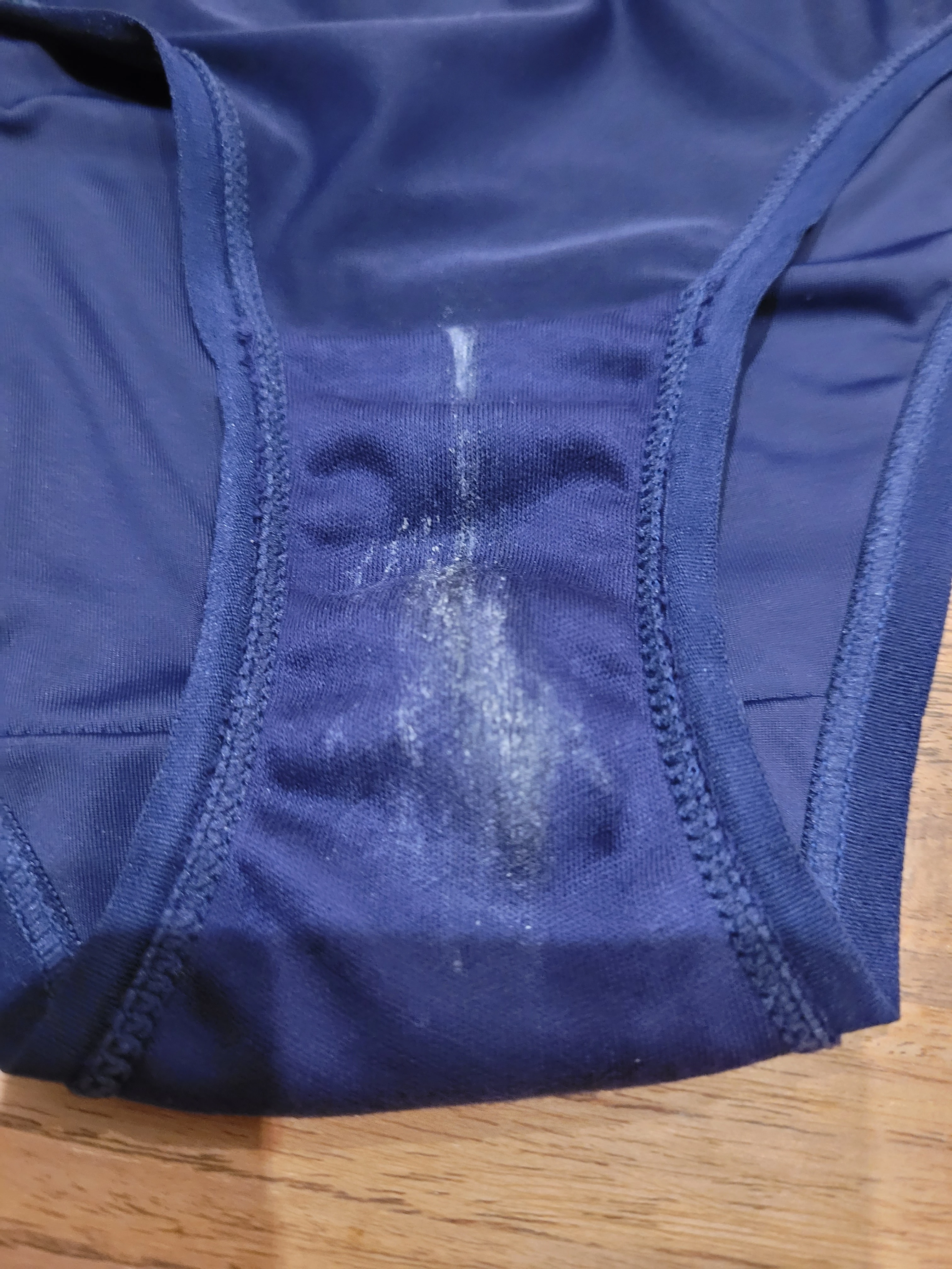 Photo de Culotte sale et … frétillante du 4 avril