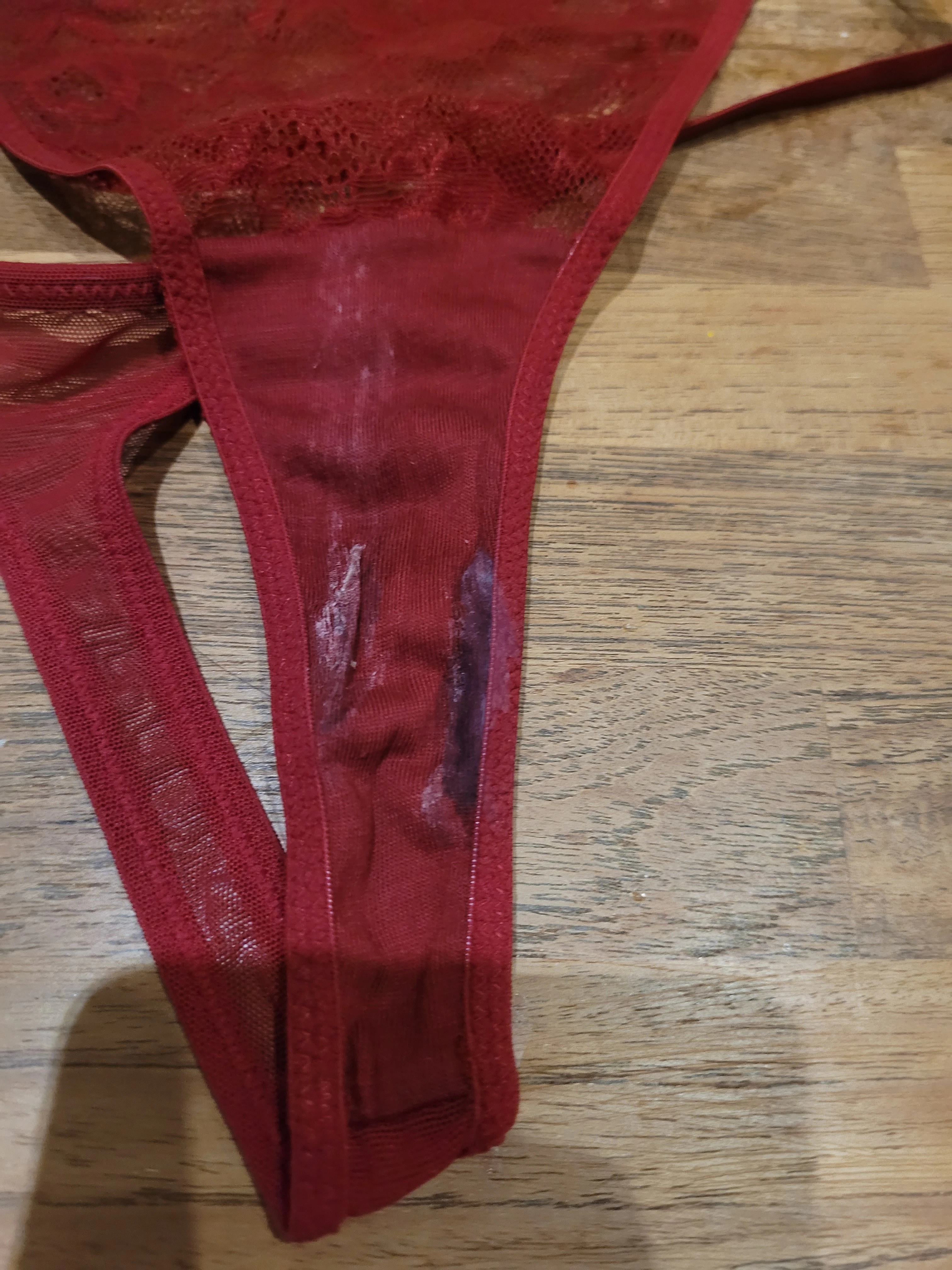 Photo de String sale org@smique ! 25 février