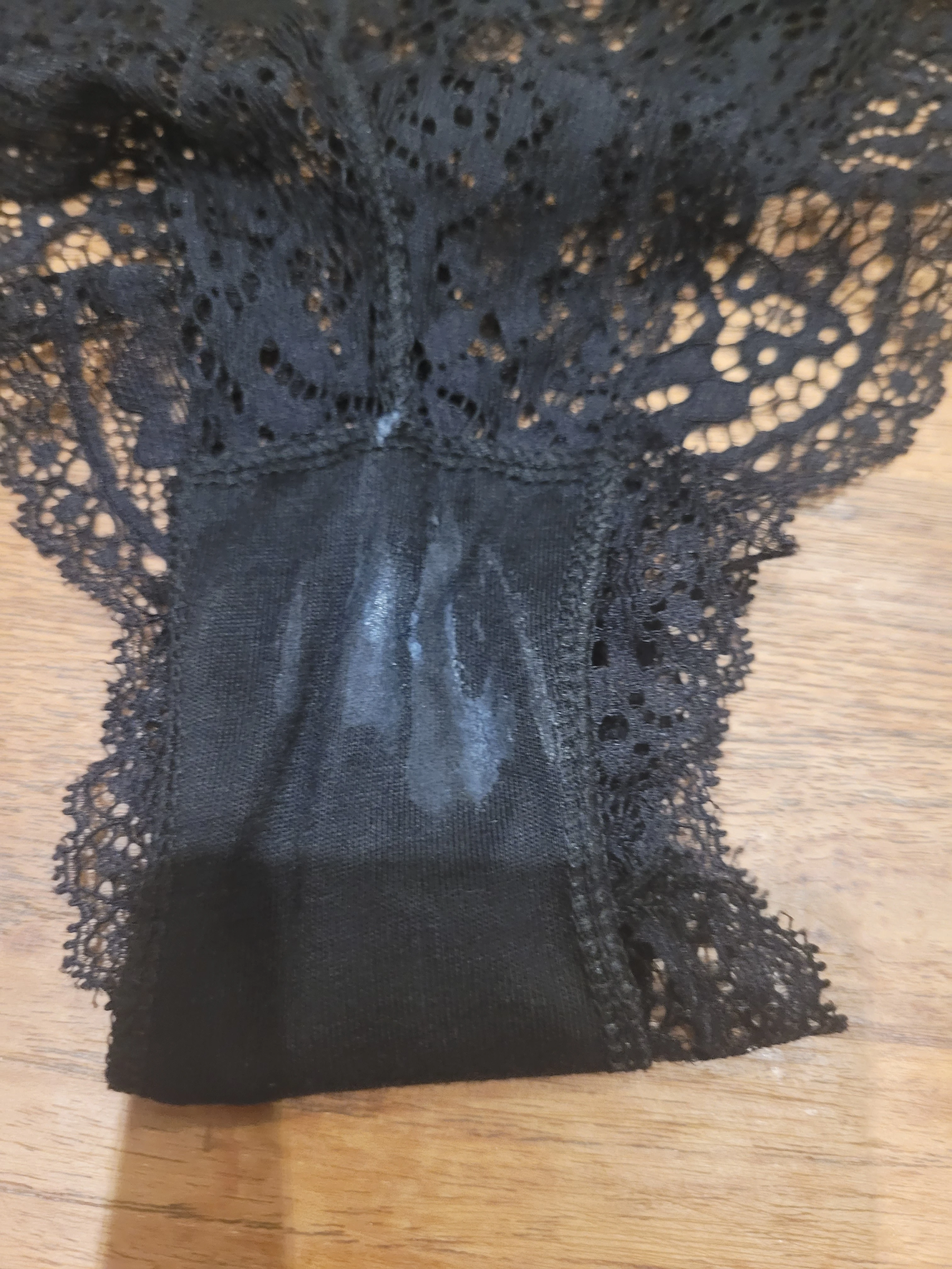 Photo de Culotte sale en soirée étudiante ! 9 janvier