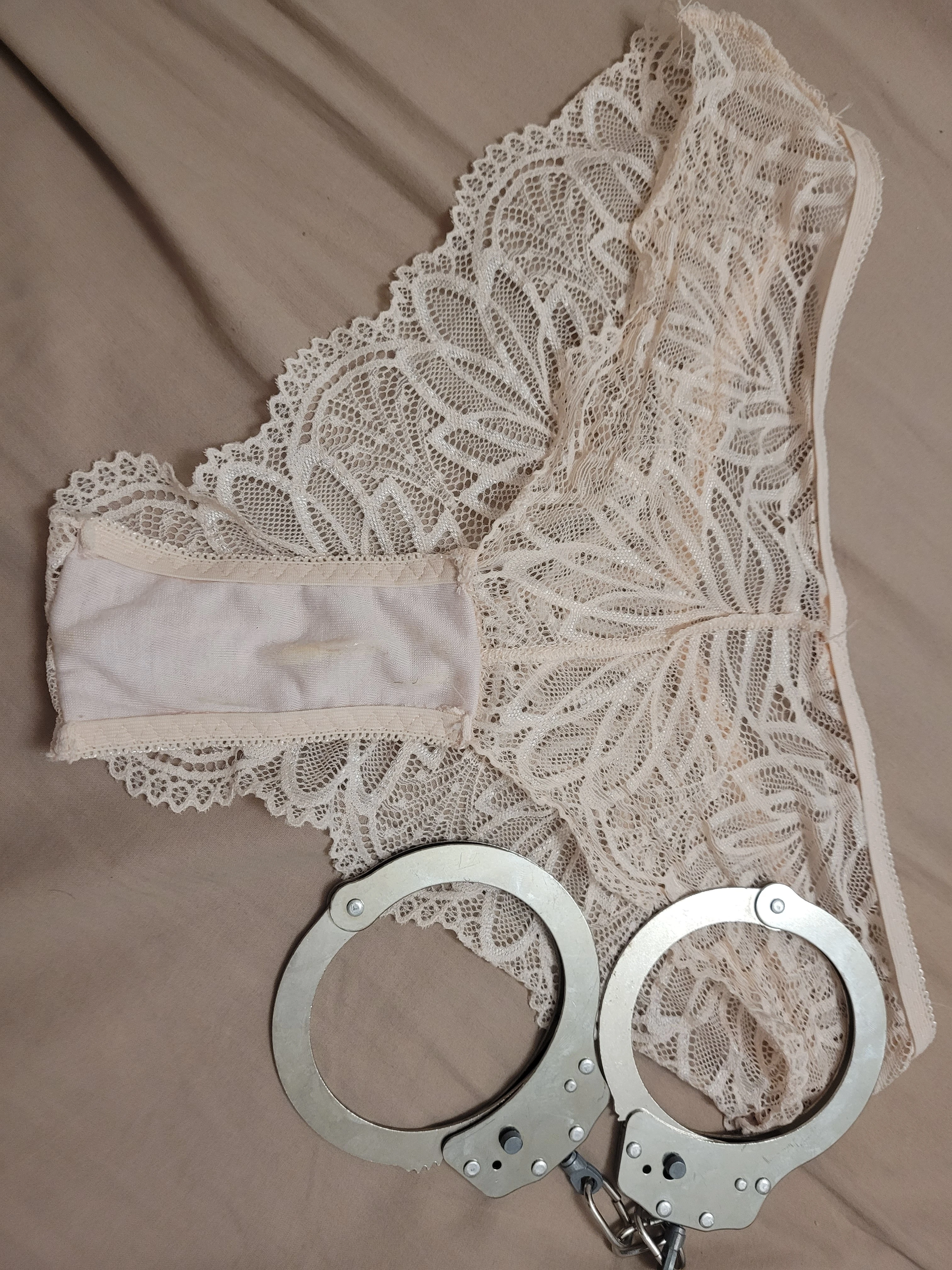 Photo de Culotte sale et dominatrice !