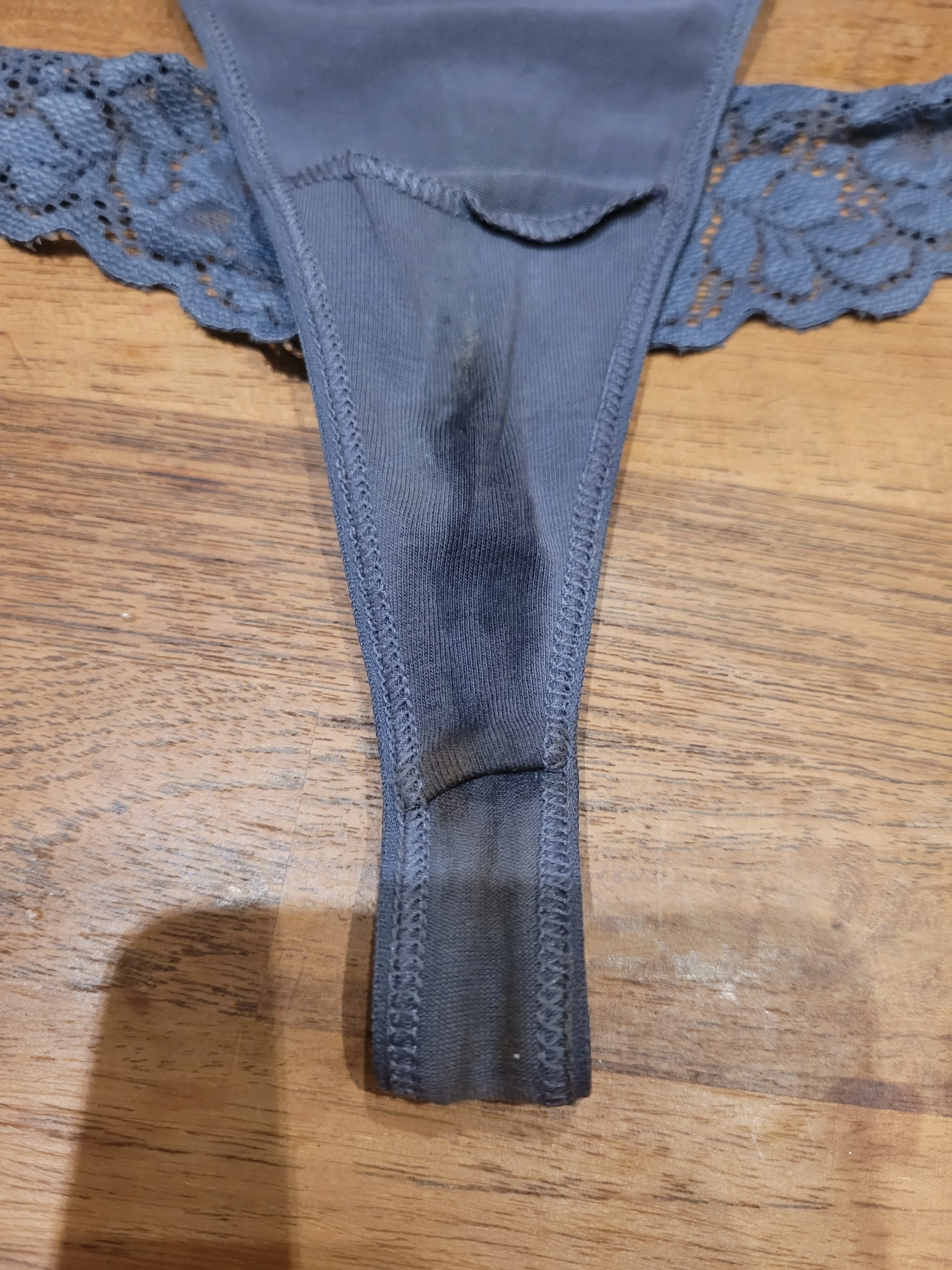Photo de Culotte sale encore humide du 29 octobre