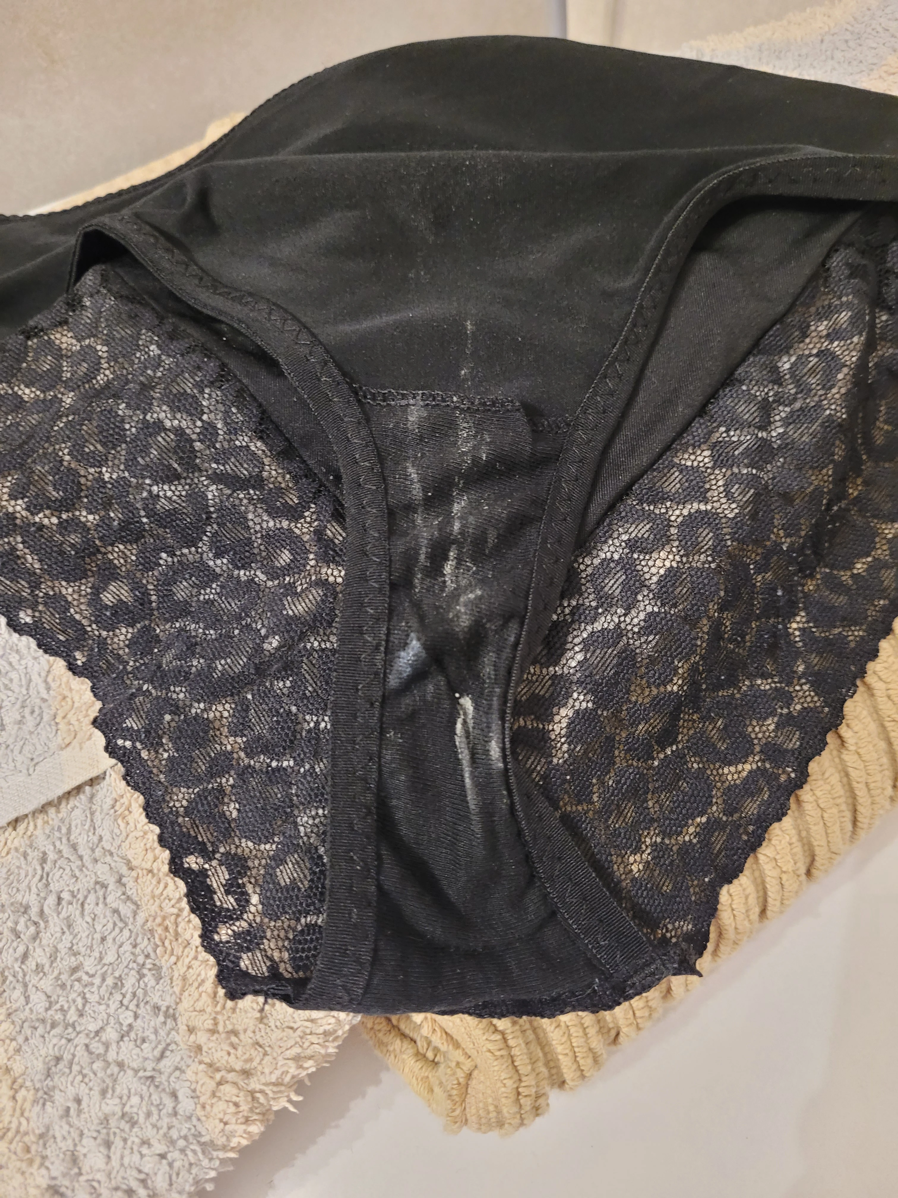 Photo de Culotte sale et vacances érotiques 4 – 19...