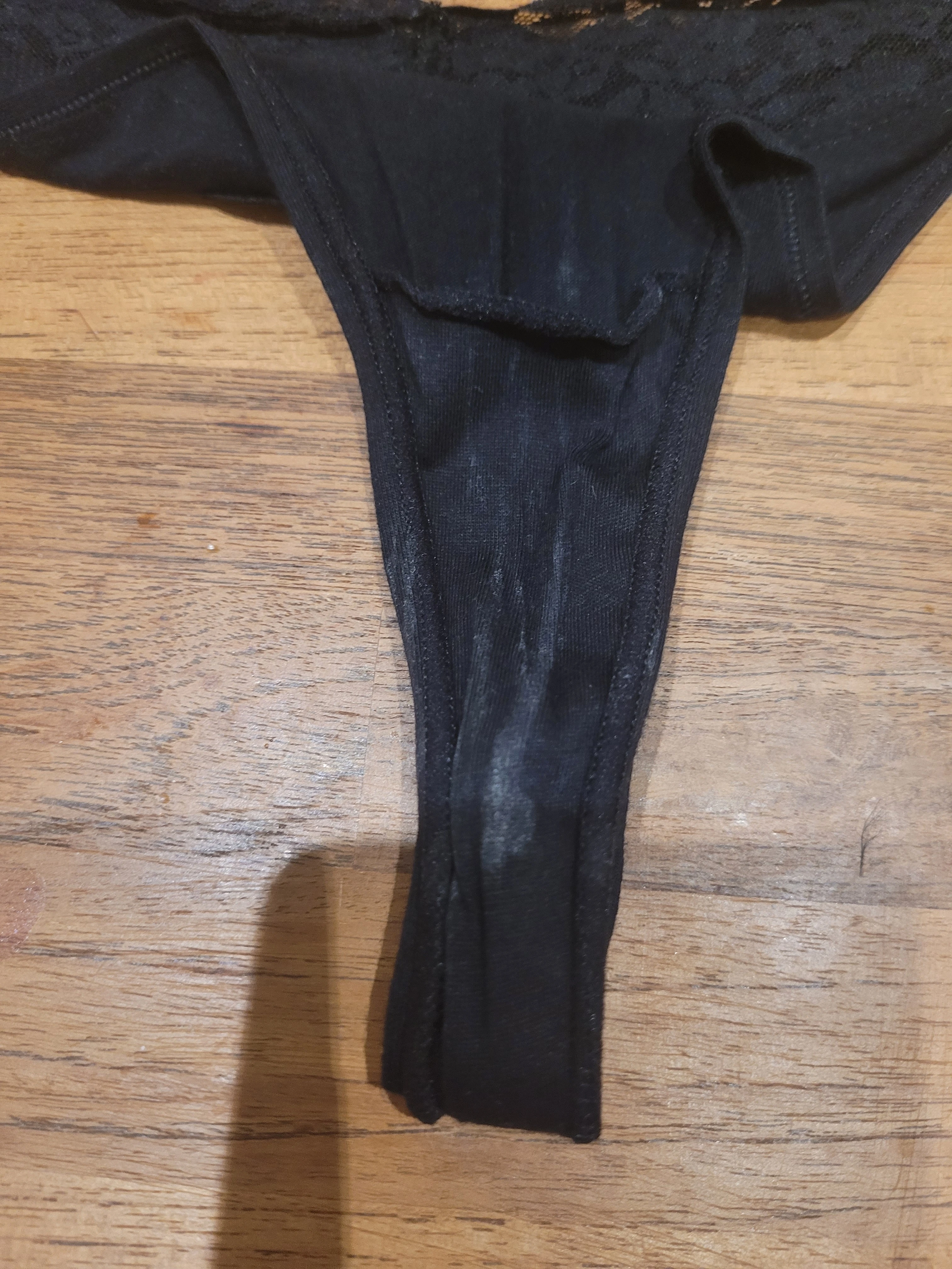 Photo de Culotte sale et masturbation ! 13 octobre