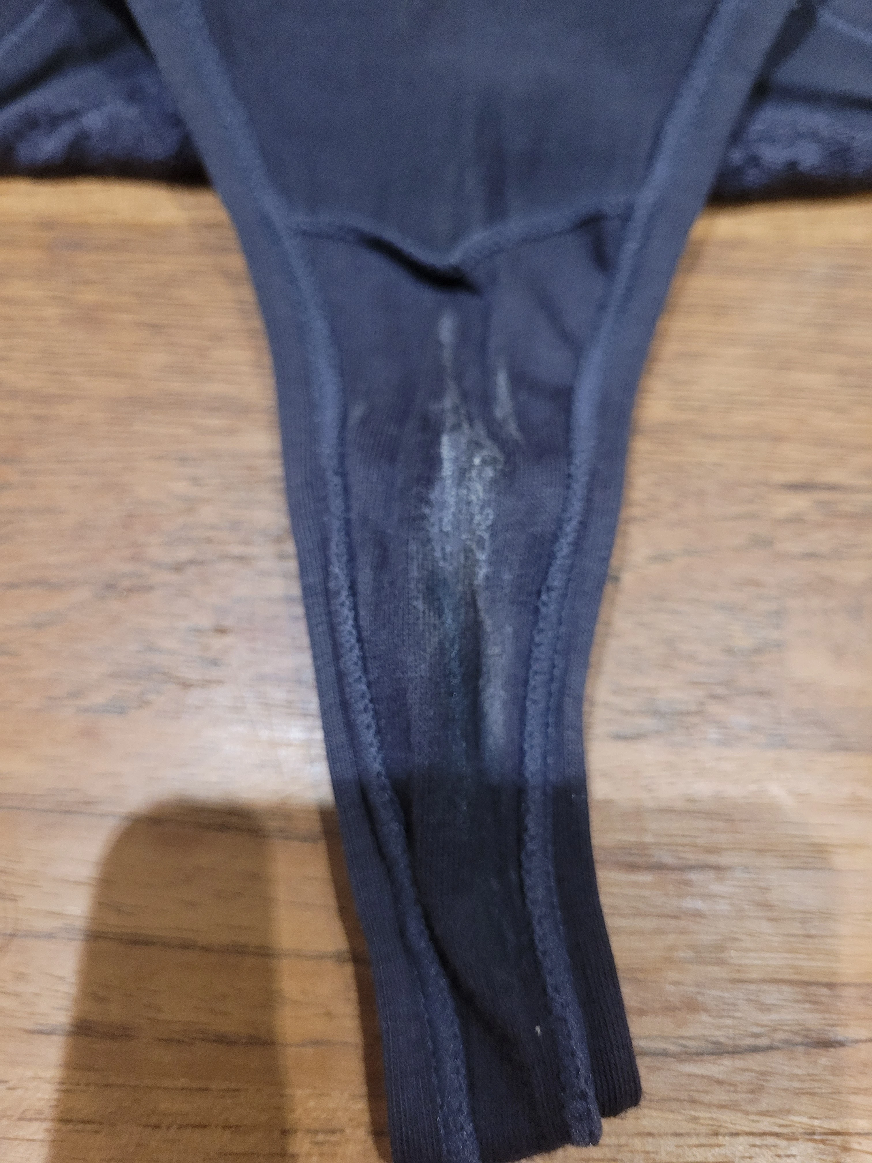 Photo de Culotte sale en week-end tantrique 2 – 29...