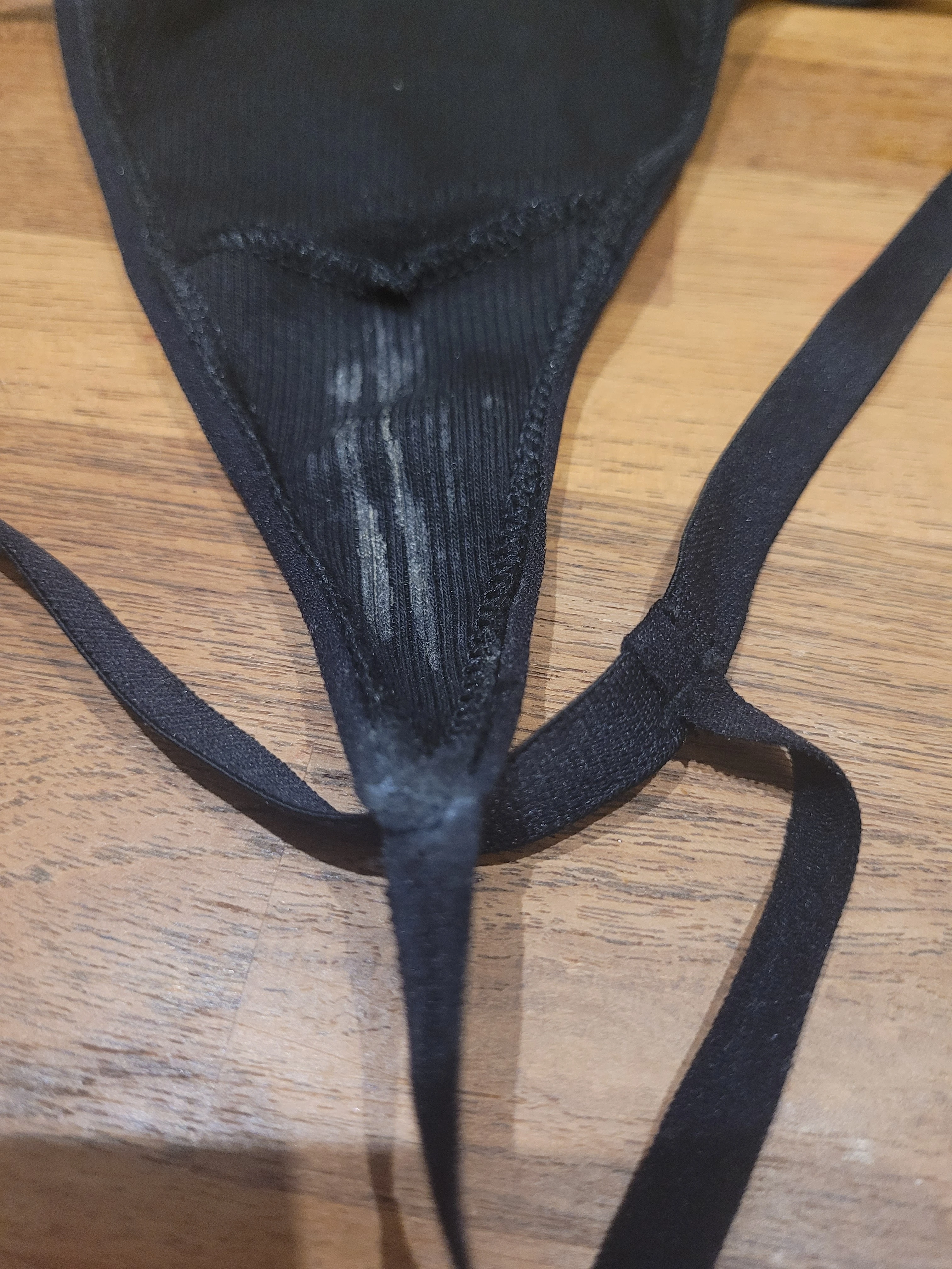 Photo de Culotte string sale du 11 septembre