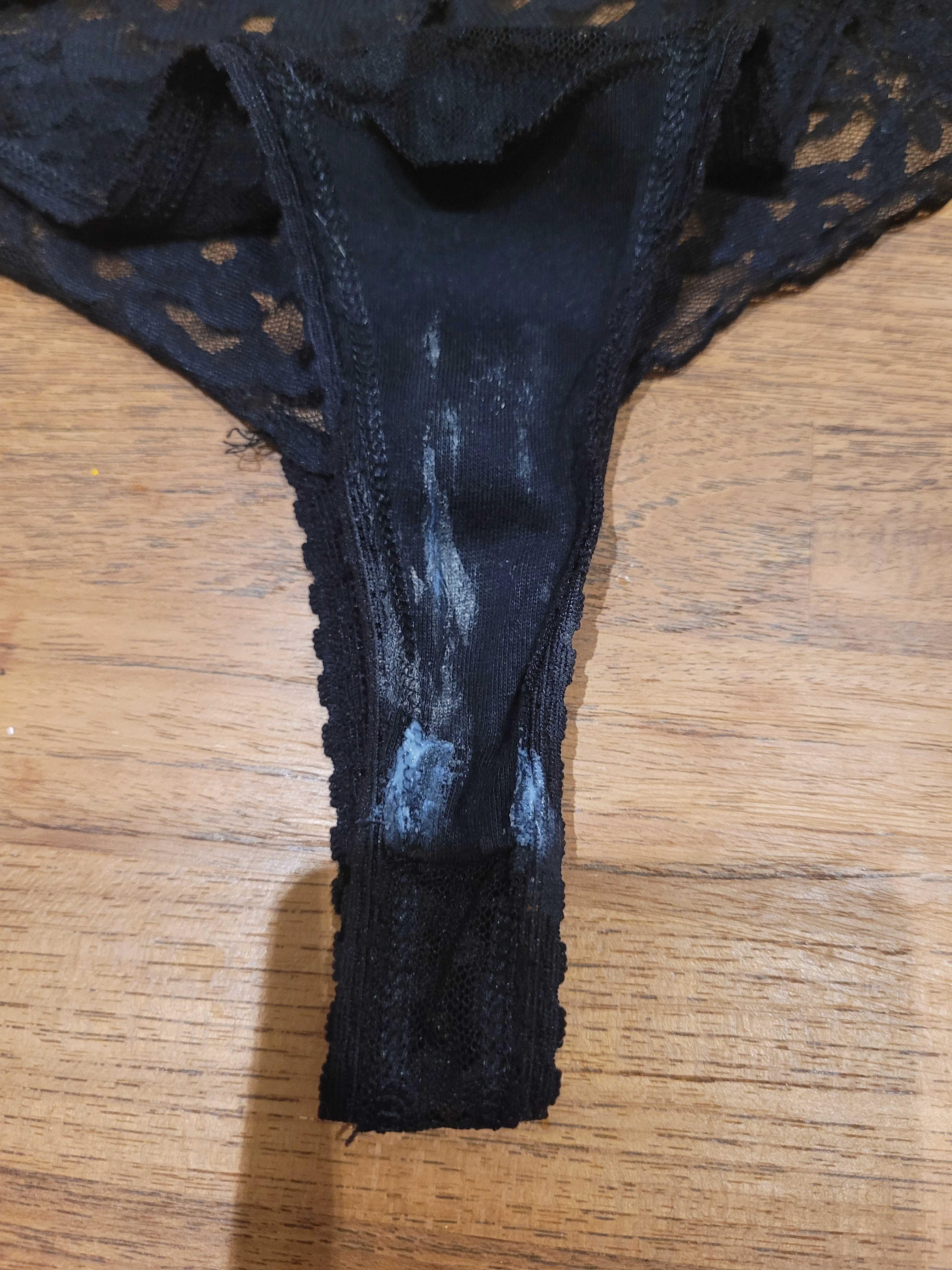 Photo de Culotte sale et crémeuse du 24 août !