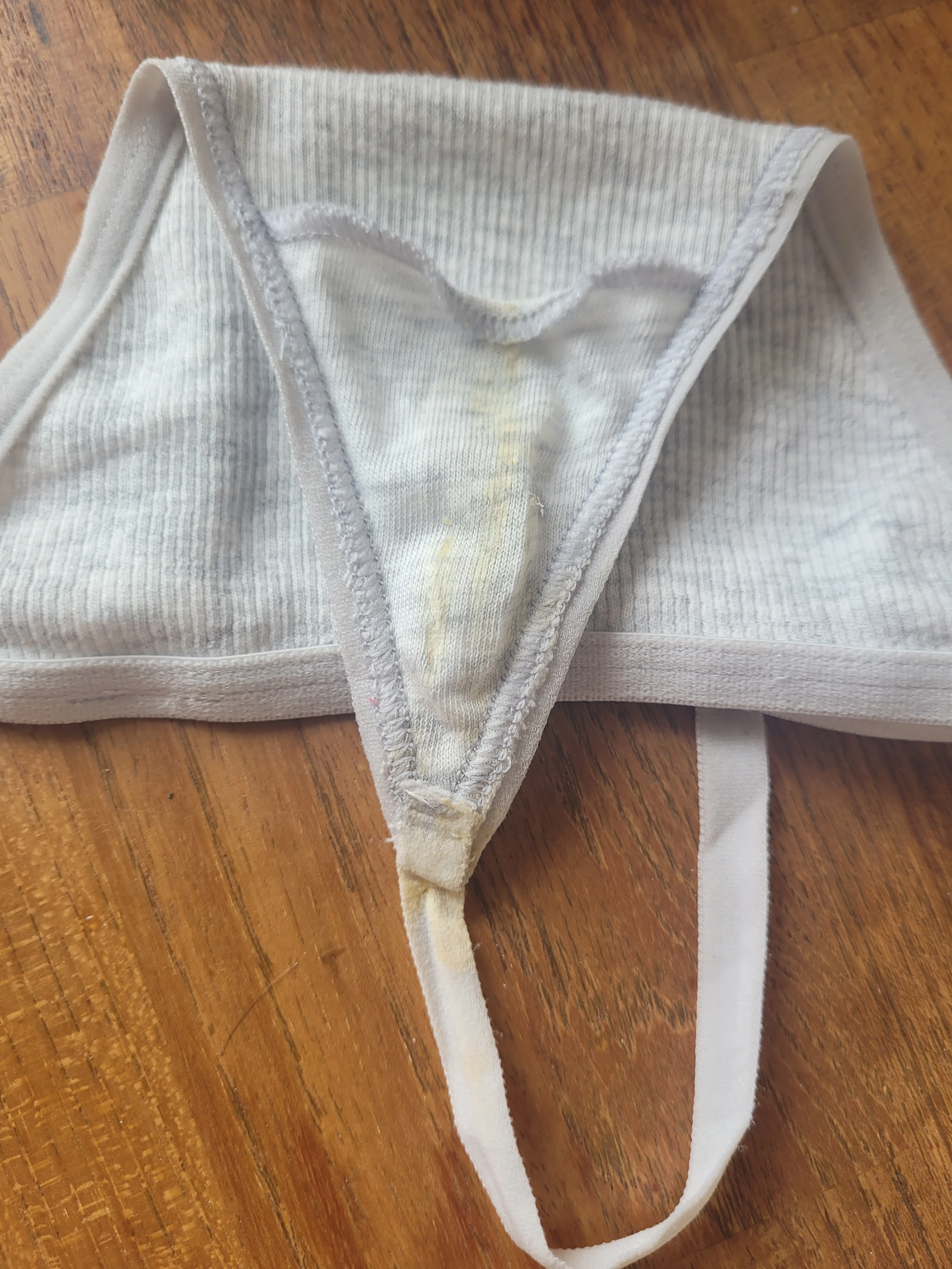 Photo de Culotte string sale en festival ! 13 août