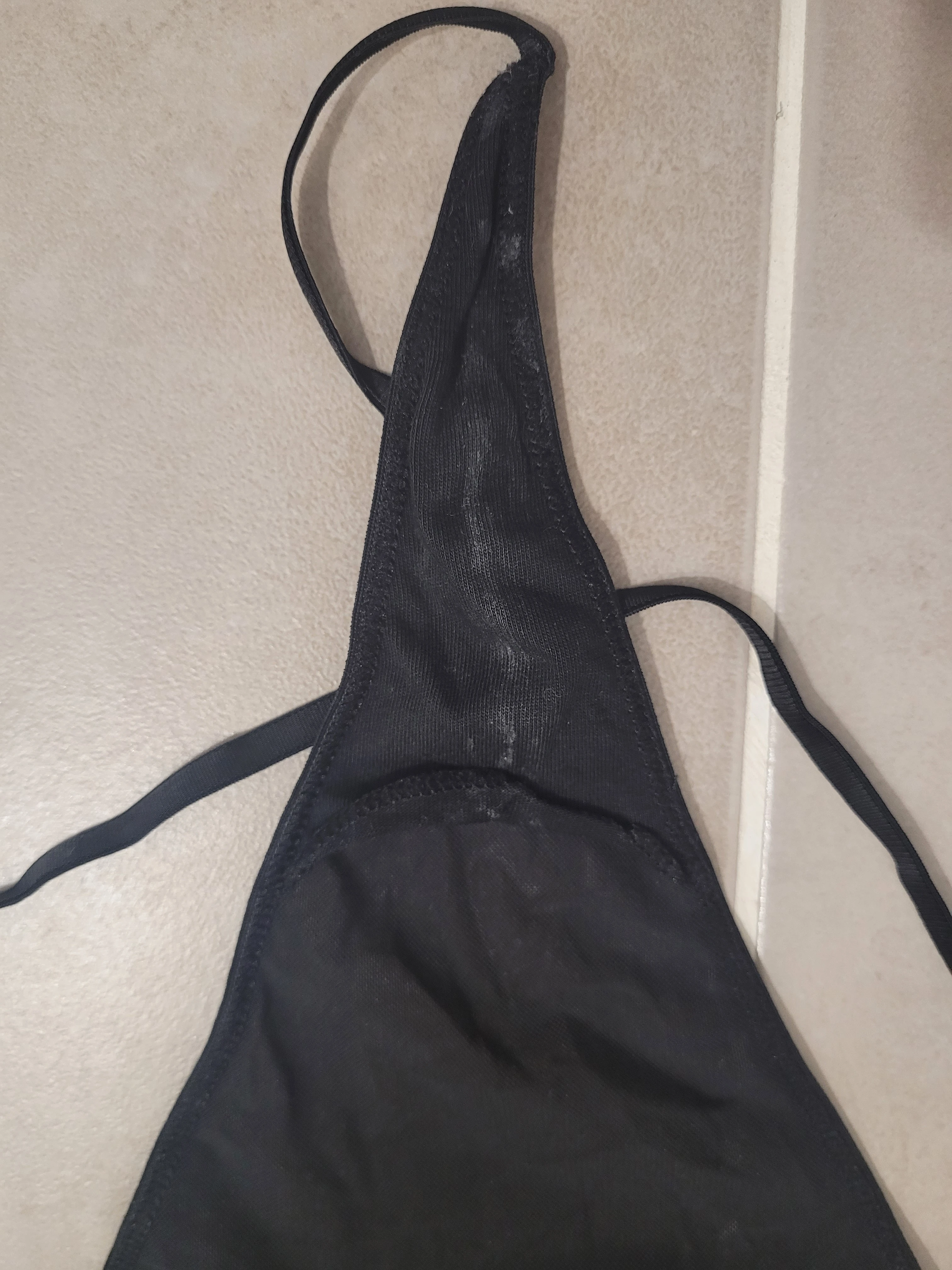 Photo de Culotte sale en week-end entre ami(e)s partie 2...