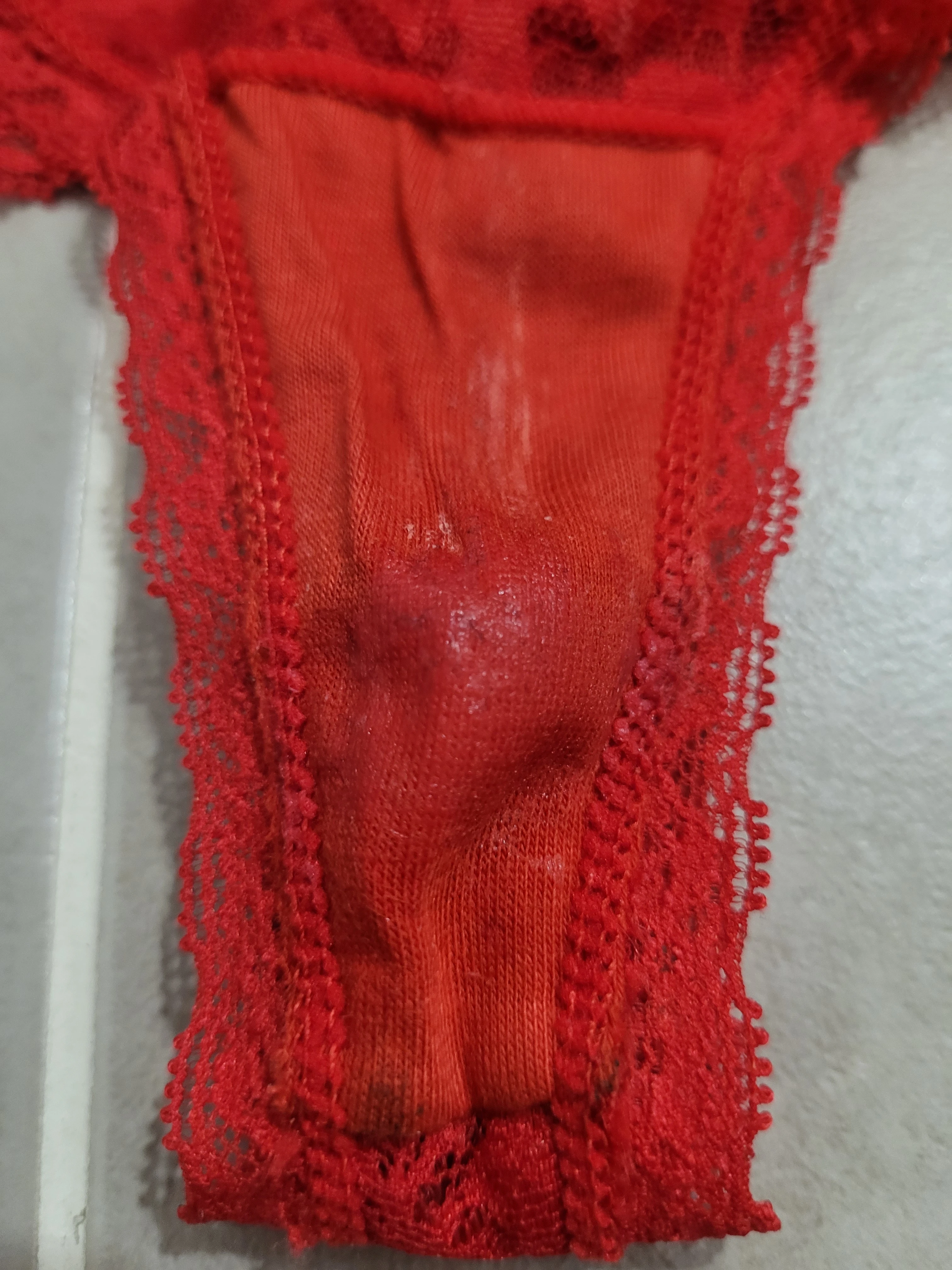 Photo de Culotte sale interdite aux moins de 18 ans...