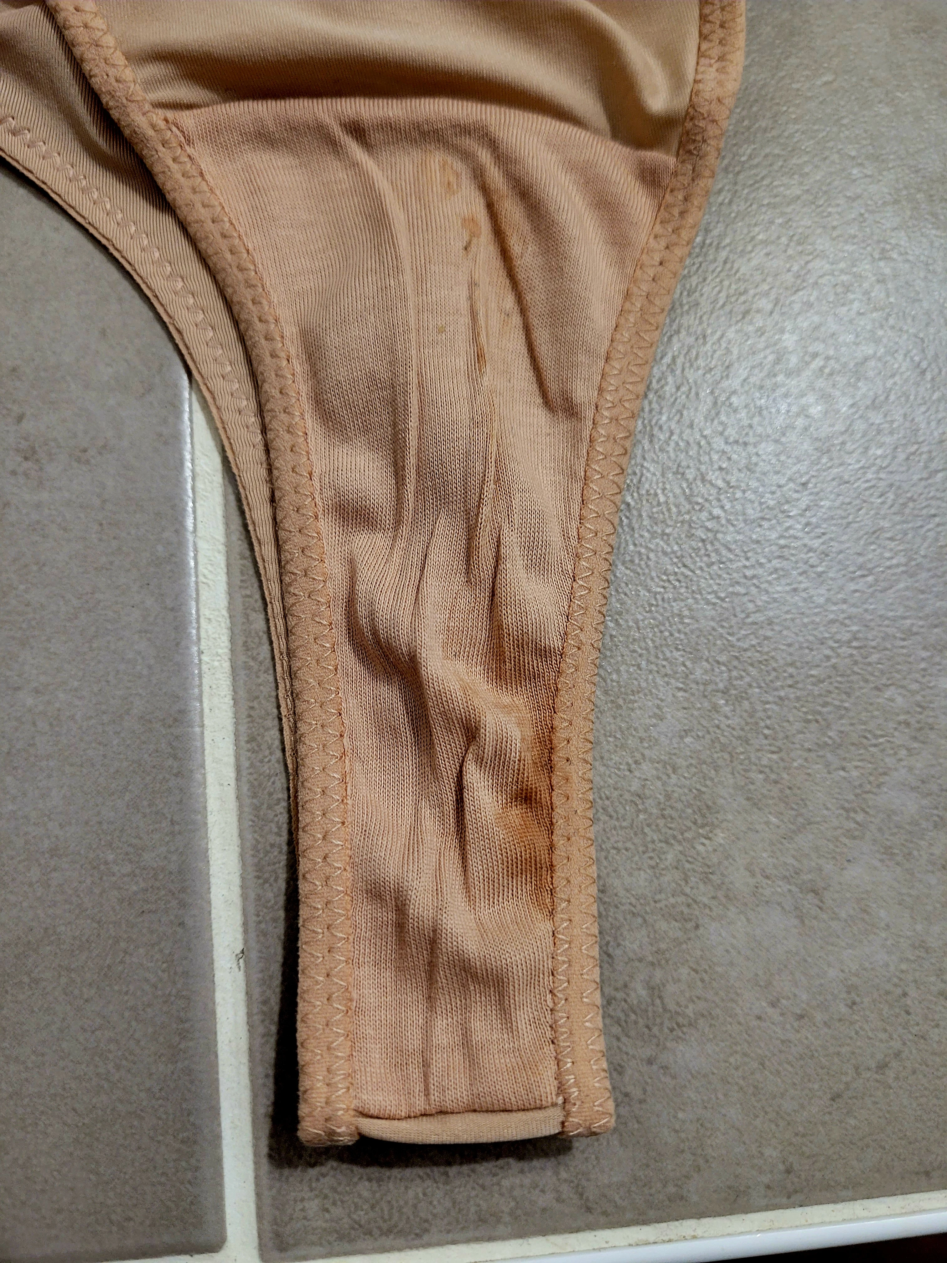 Photo de Culotte sale aux 3 orgasmes ! 31 janvier