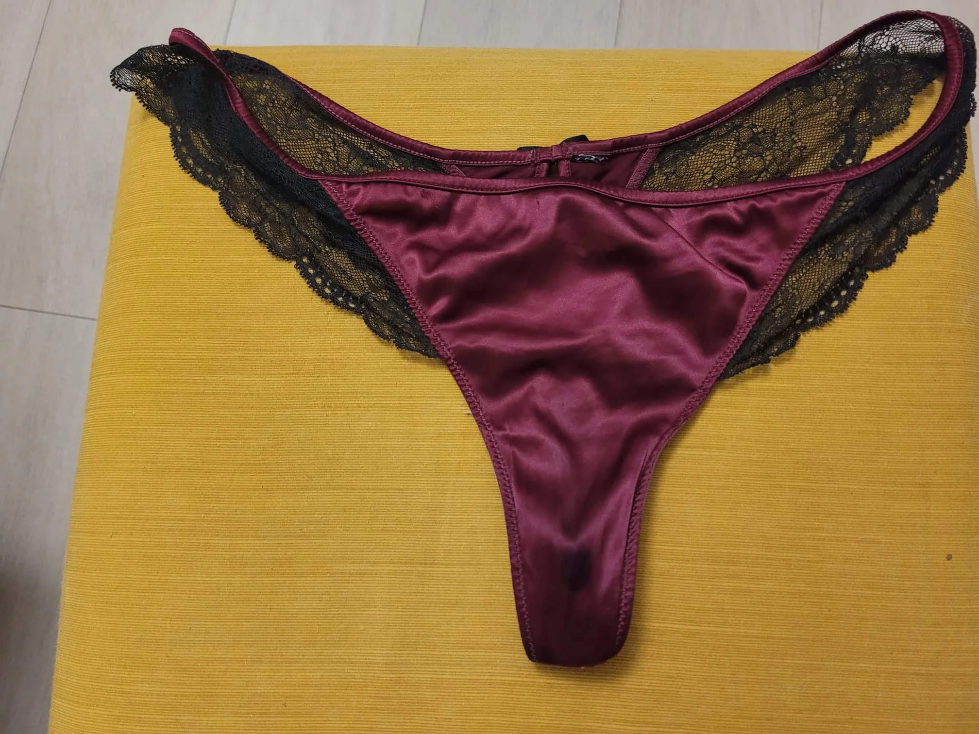 Photo de Culotte sale et espiègle portée le 3 janvier...
