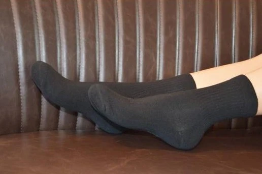 Photo de Chaussettes noires portées