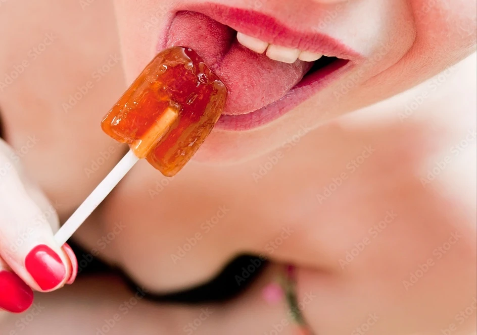 Photo de Sucette coquine 💦🍭