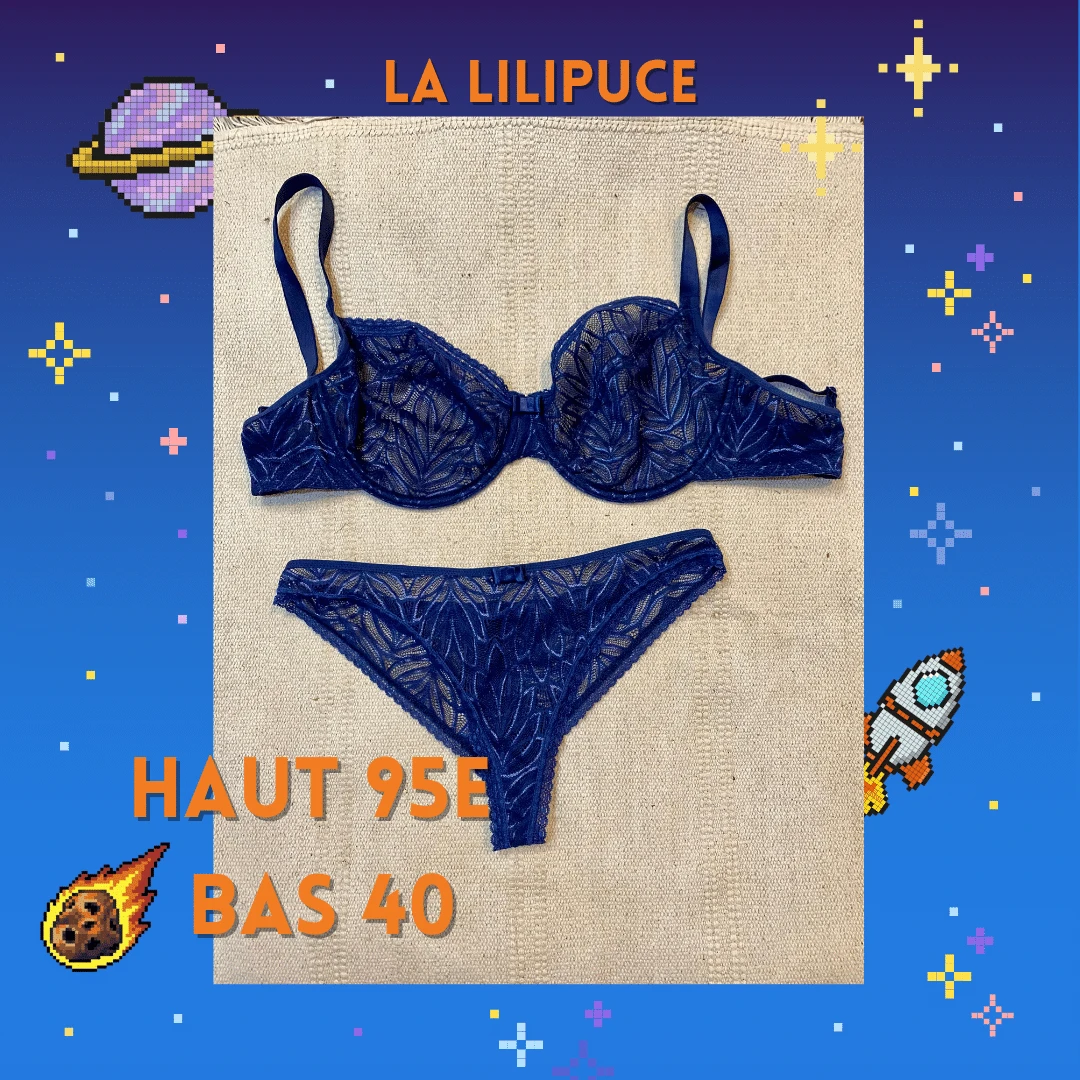 Photo de Ensemble bleu foncé