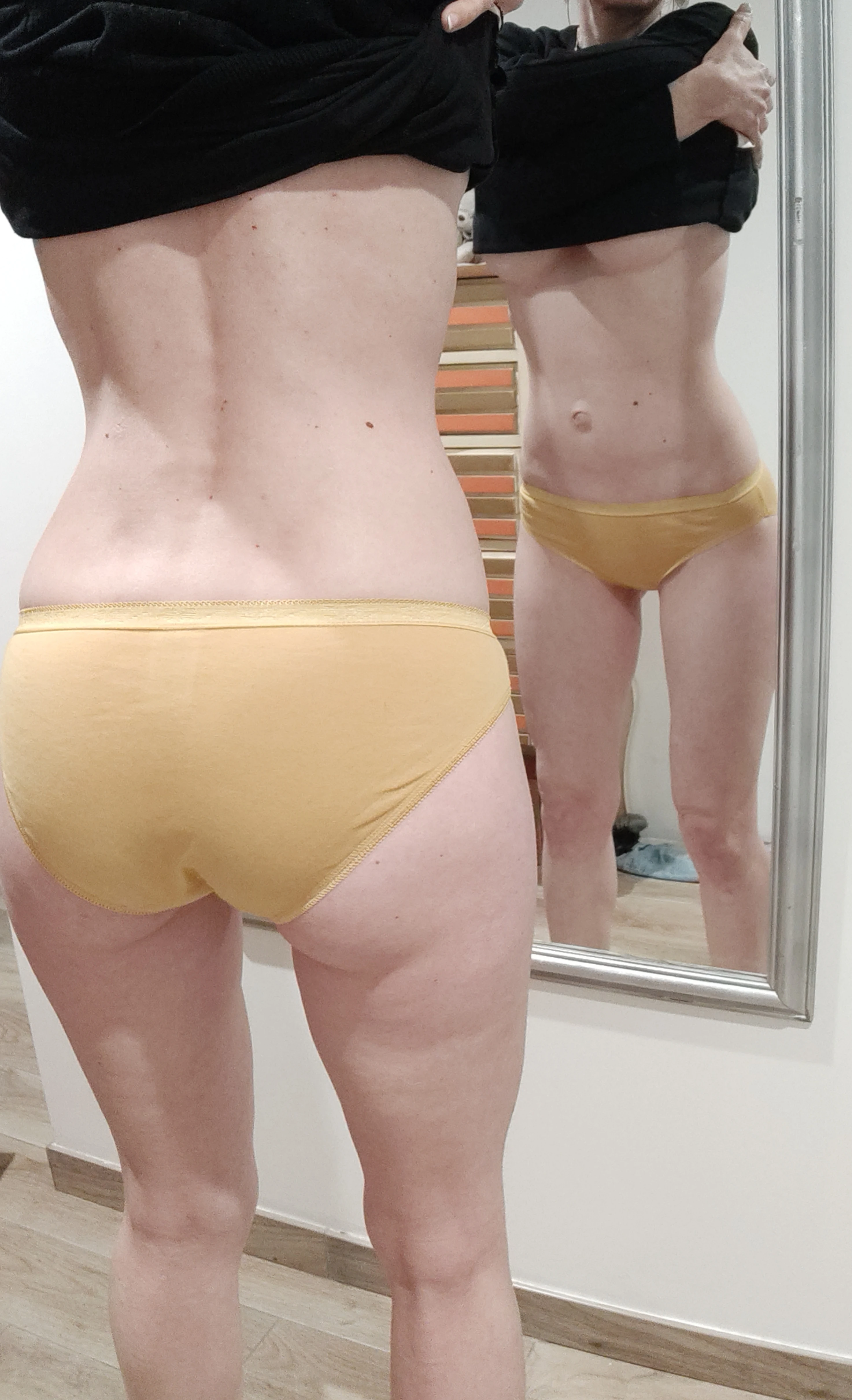 Photo de Culotte coton spécial printemps jaune
