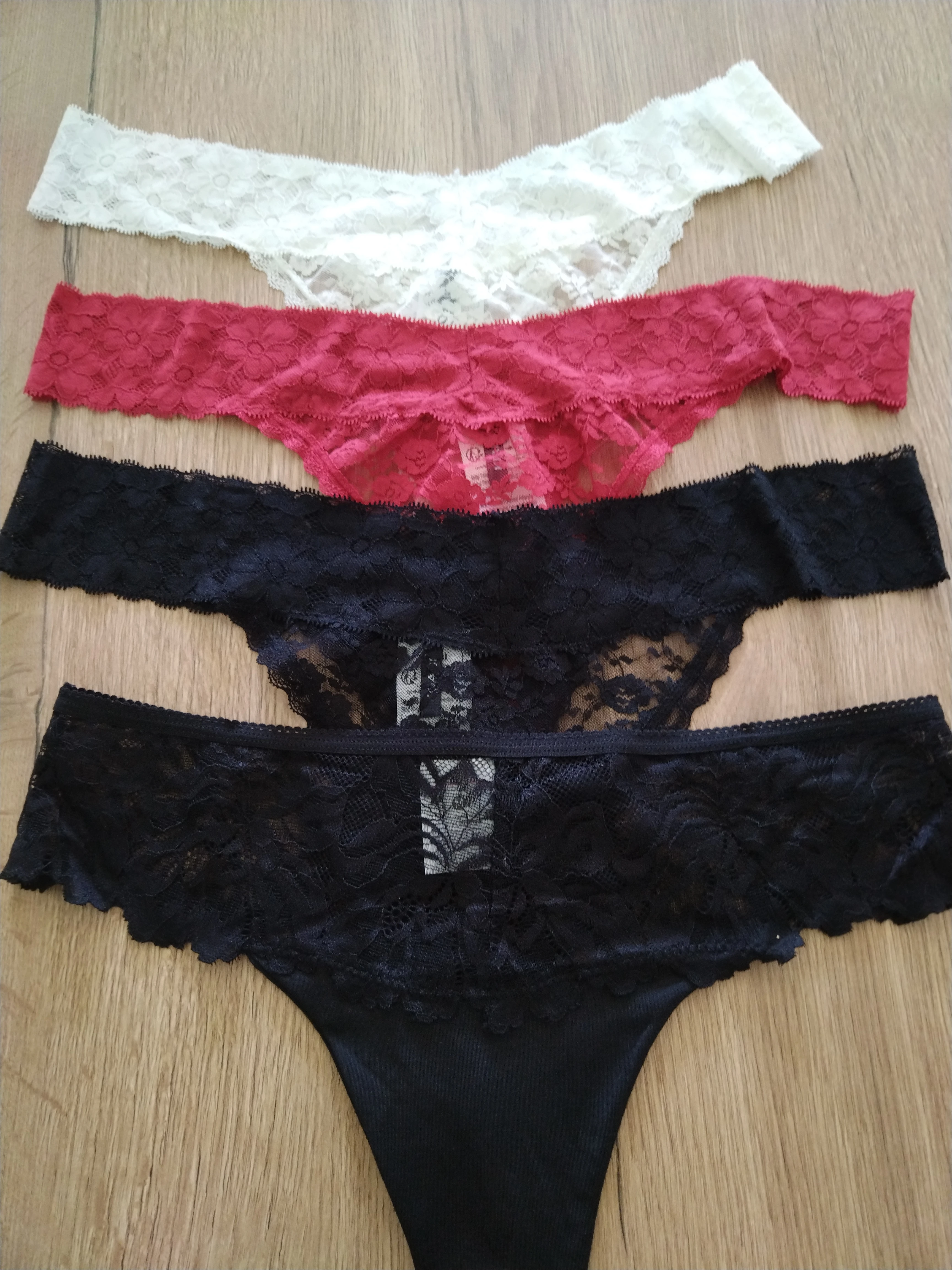 Photo de string porte 1 jour