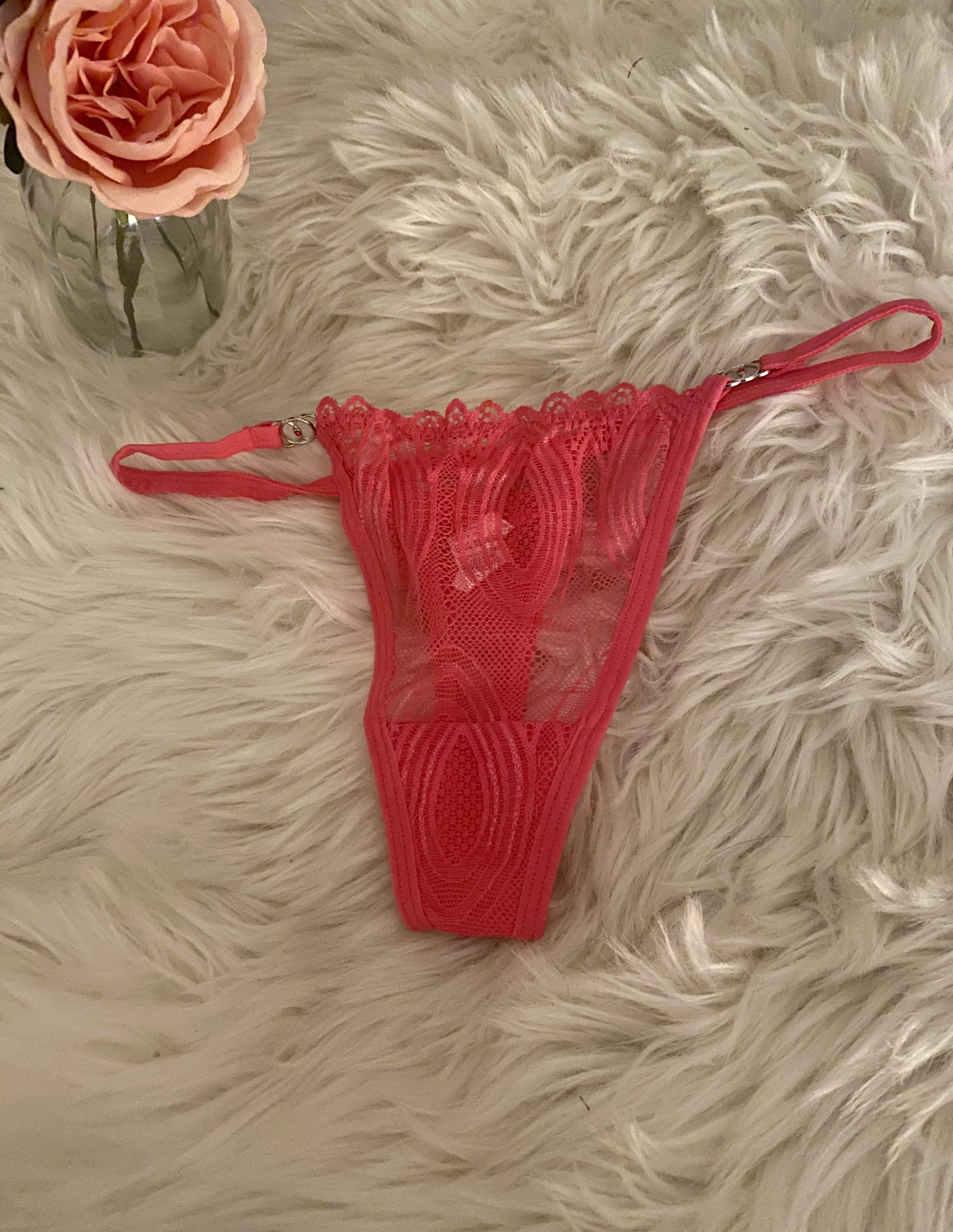 Photo de 🌺 Mon string porté 6 jours 🌺